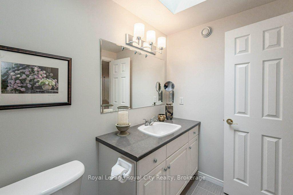 Photo 34 of Unit 16, 784 Gordon Street, Guelph, Kortright East — HOMEH