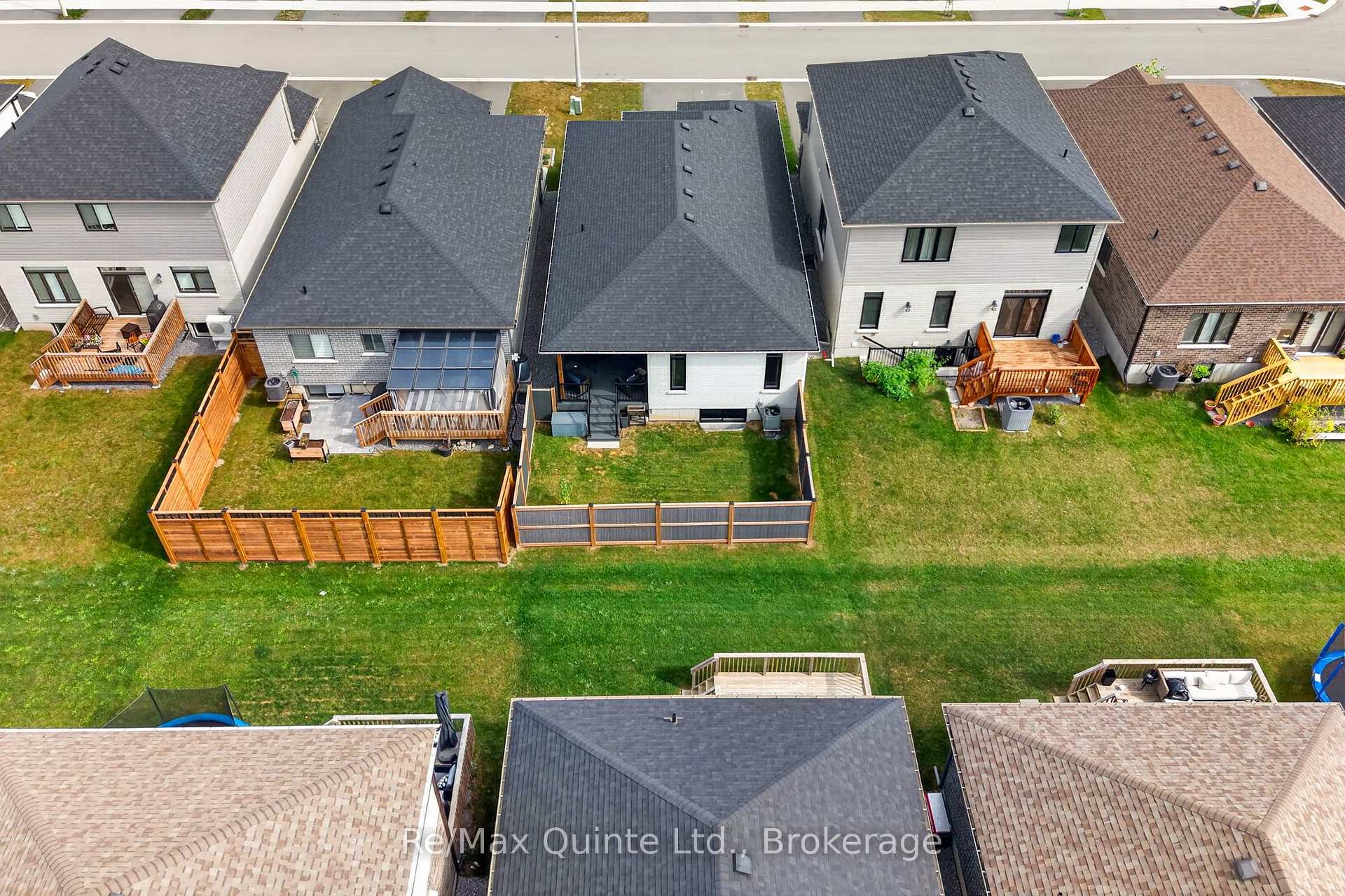Photo 22 of 9 Peace River Street, Belleville, Thurlow Ward — HOMEH