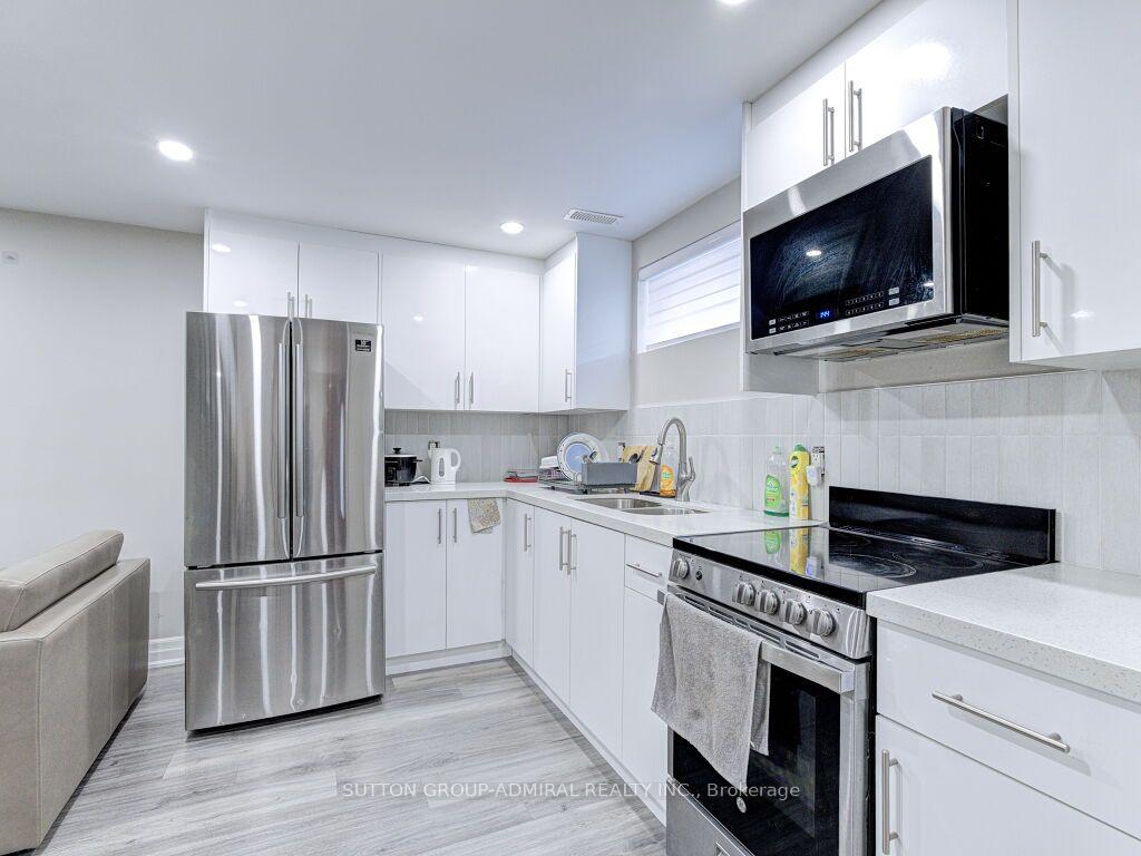 Photo 21 of 56 Lovilla Boulevard, North York, Humberlea-Pelmo Park — HOMEH