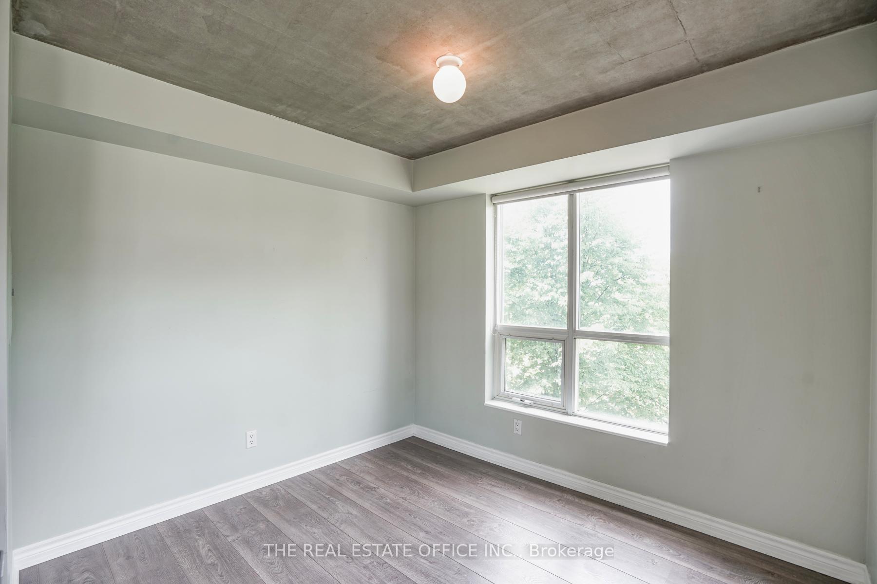 Photo 6 of Unit 414, 800 King Street W, Toronto, Niagara — HOMEH