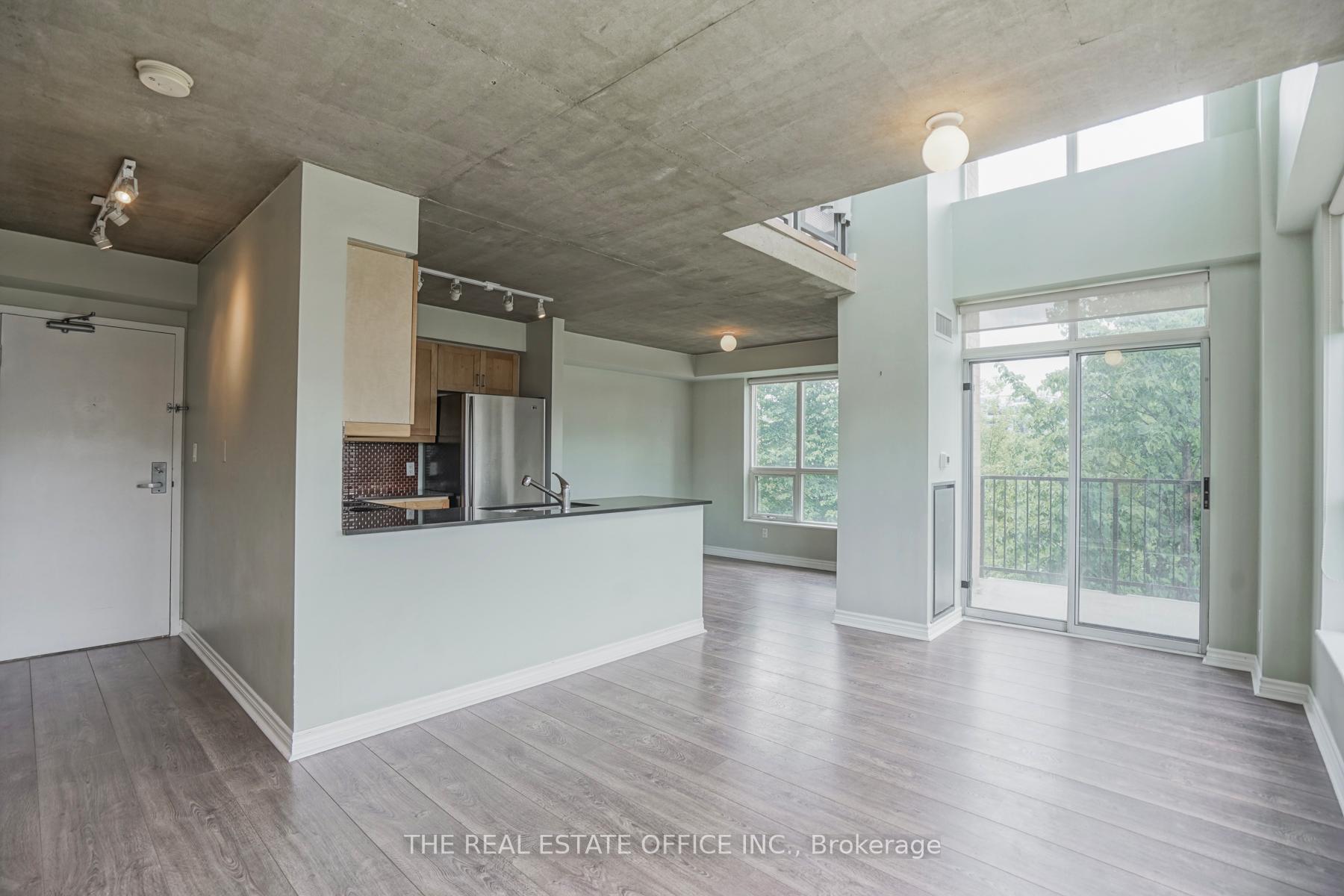 Photo 11 of Unit 414, 800 King Street W, Toronto, Niagara — HOMEH