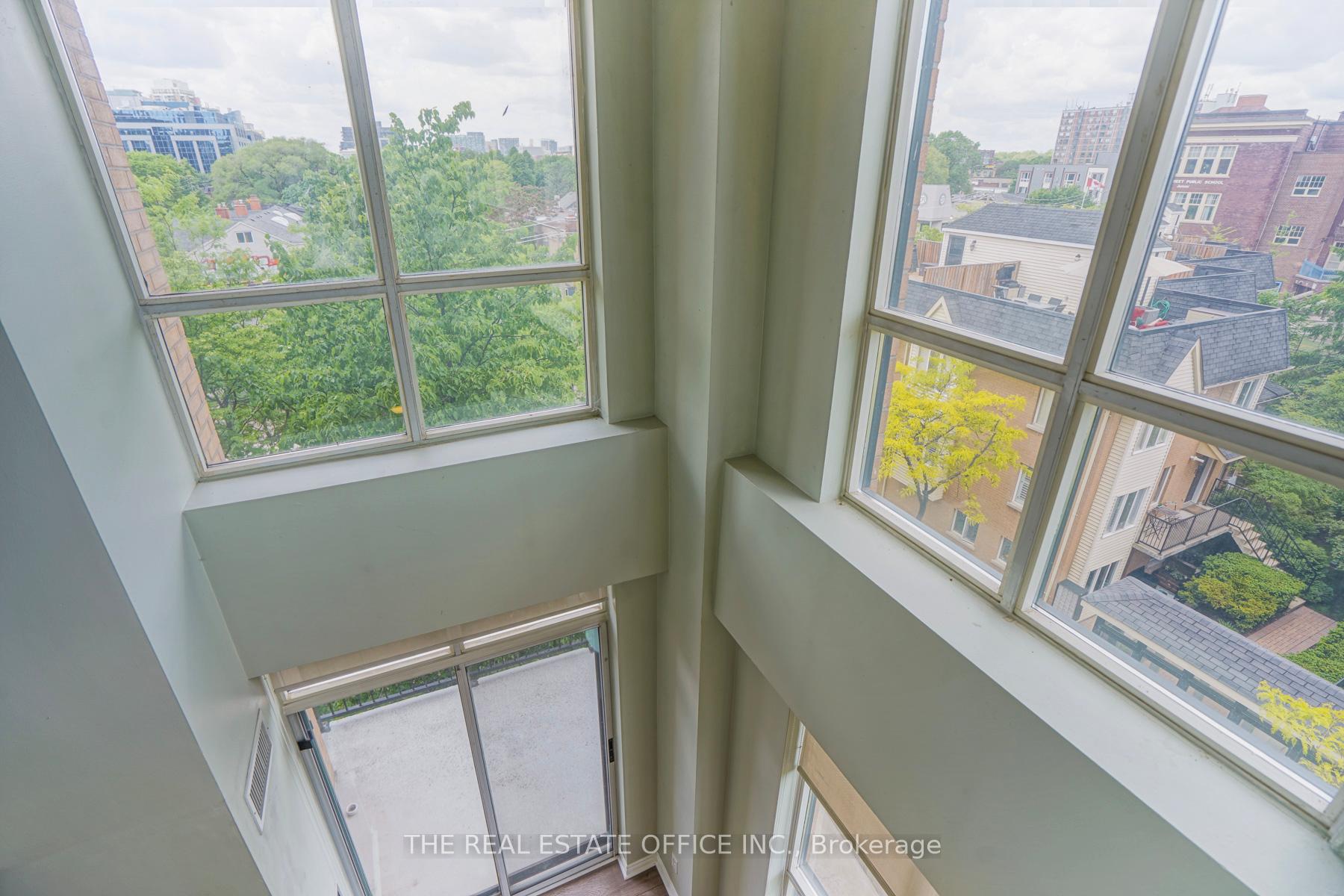 Photo 16 of Unit 414, 800 King Street W, Toronto, Niagara — HOMEH