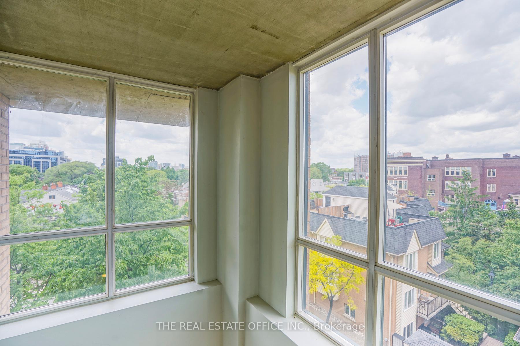 Photo 17 of Unit 414, 800 King Street W, Toronto, Niagara — HOMEH