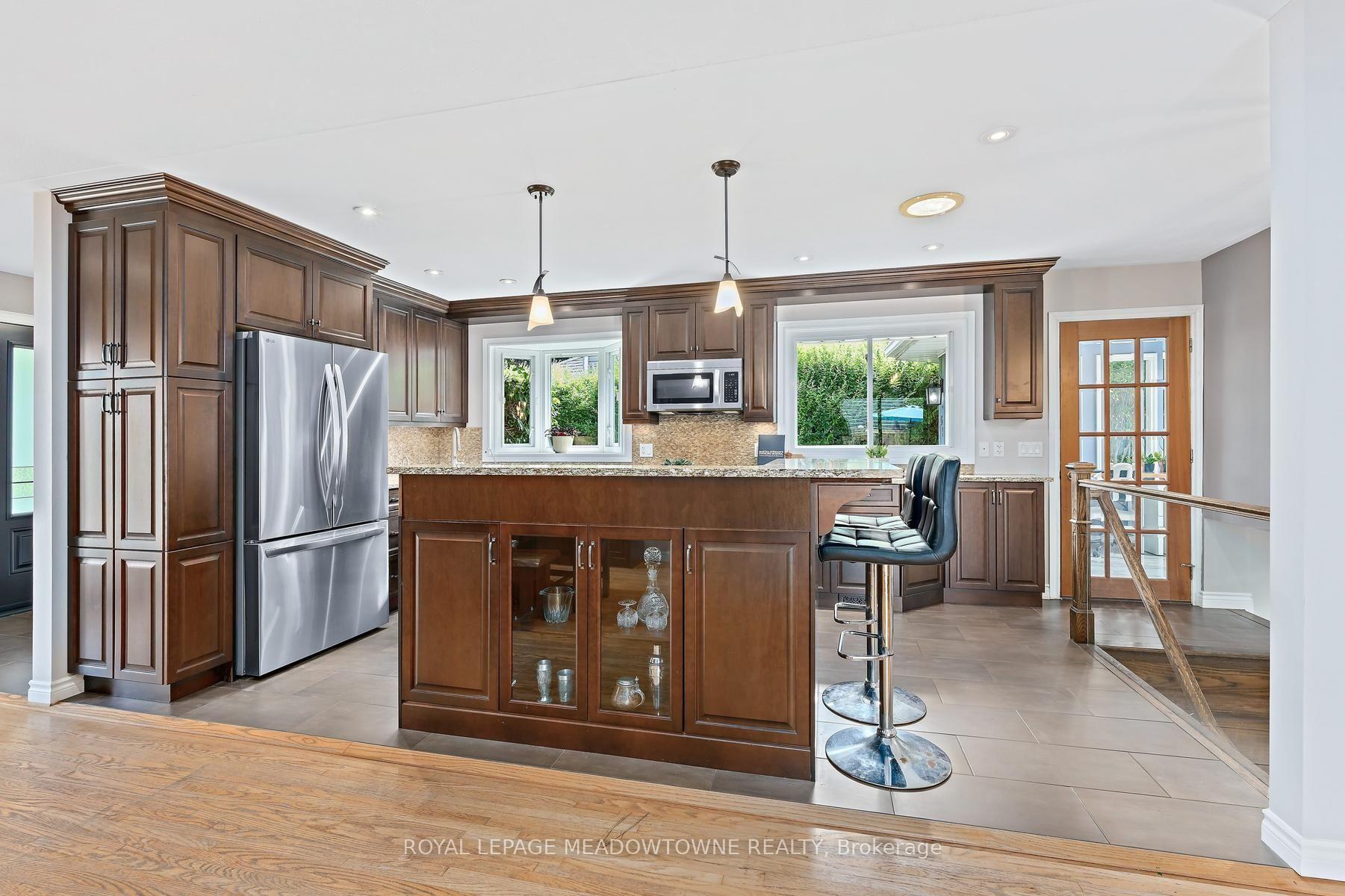Photo 17 of 33 Fagan Drive, Halton Hills, Georgetown — HOMEH