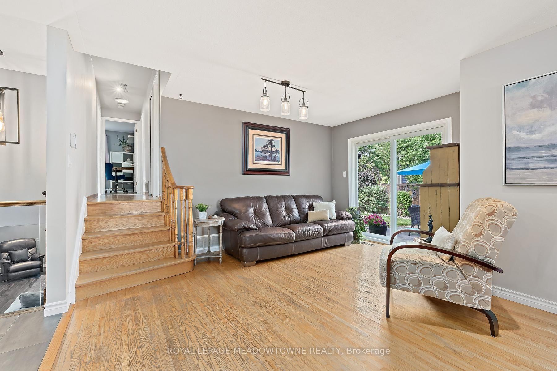 Photo 30 of 33 Fagan Drive, Halton Hills, Georgetown — HOMEH