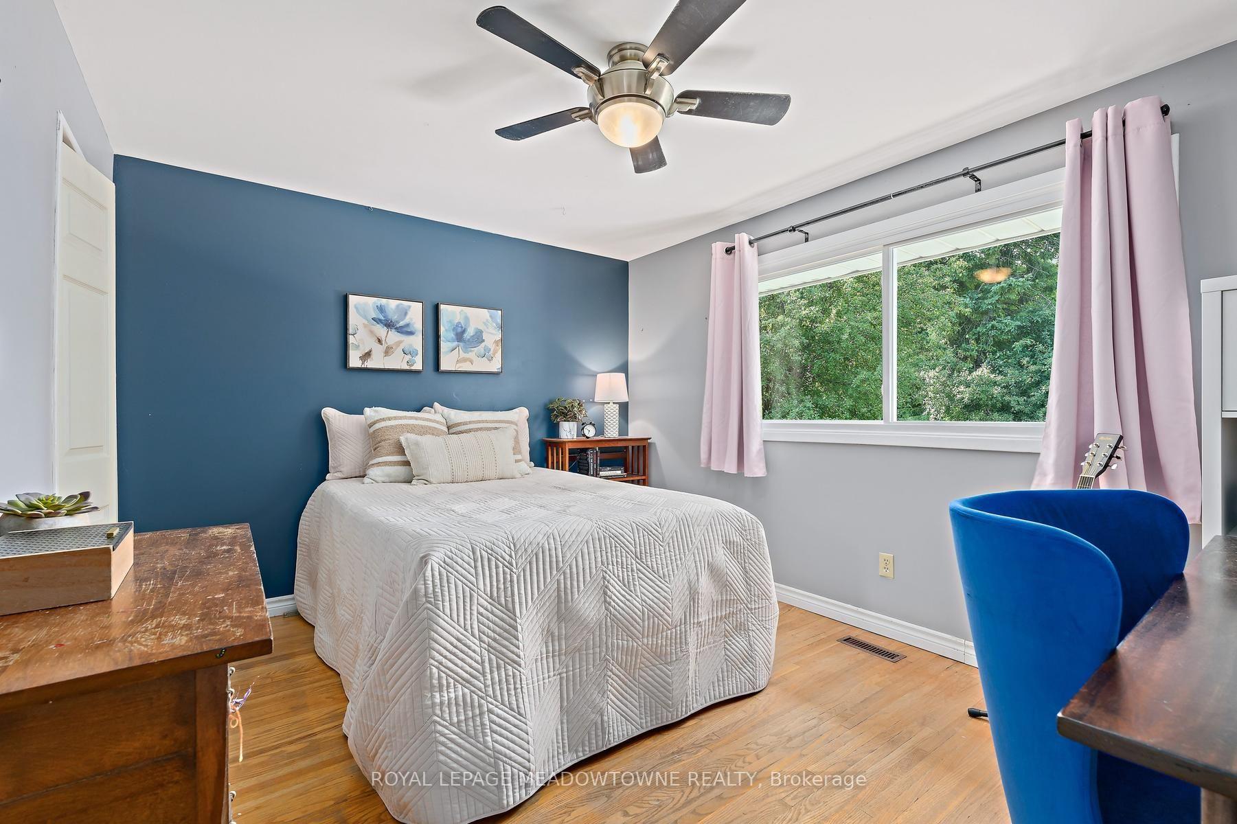Photo 43 of 33 Fagan Drive, Halton Hills, Georgetown — HOMEH