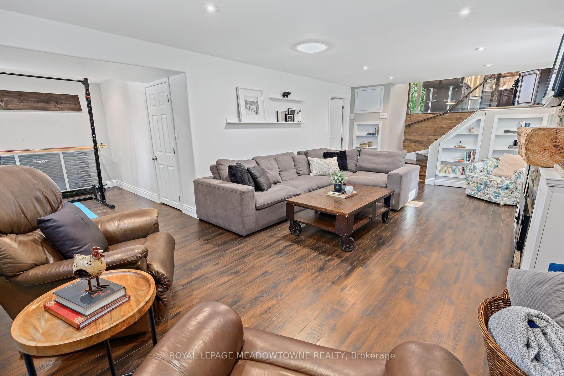 Photo 52 of 33 Fagan Drive, Halton Hills, Georgetown — HOMEH