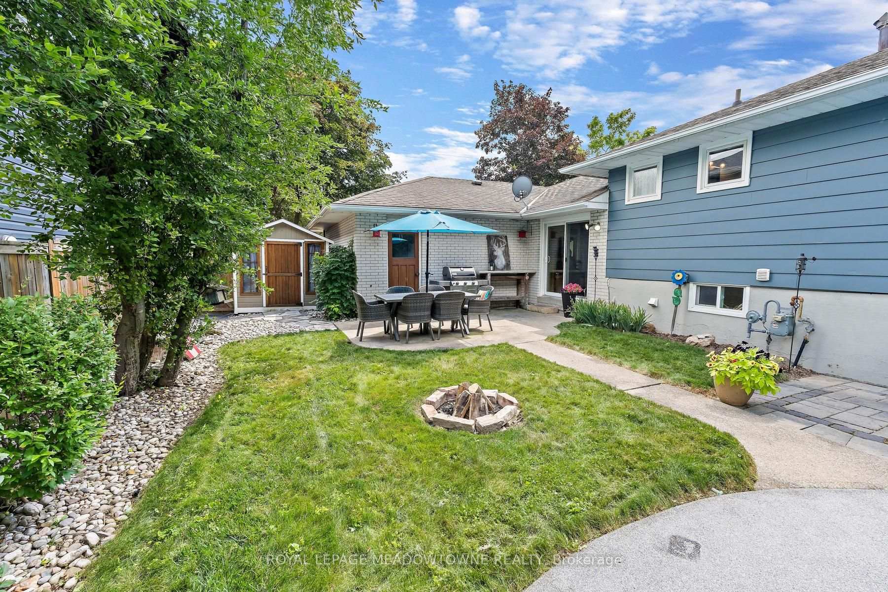 Photo 62 of 33 Fagan Drive, Halton Hills, Georgetown — HOMEH