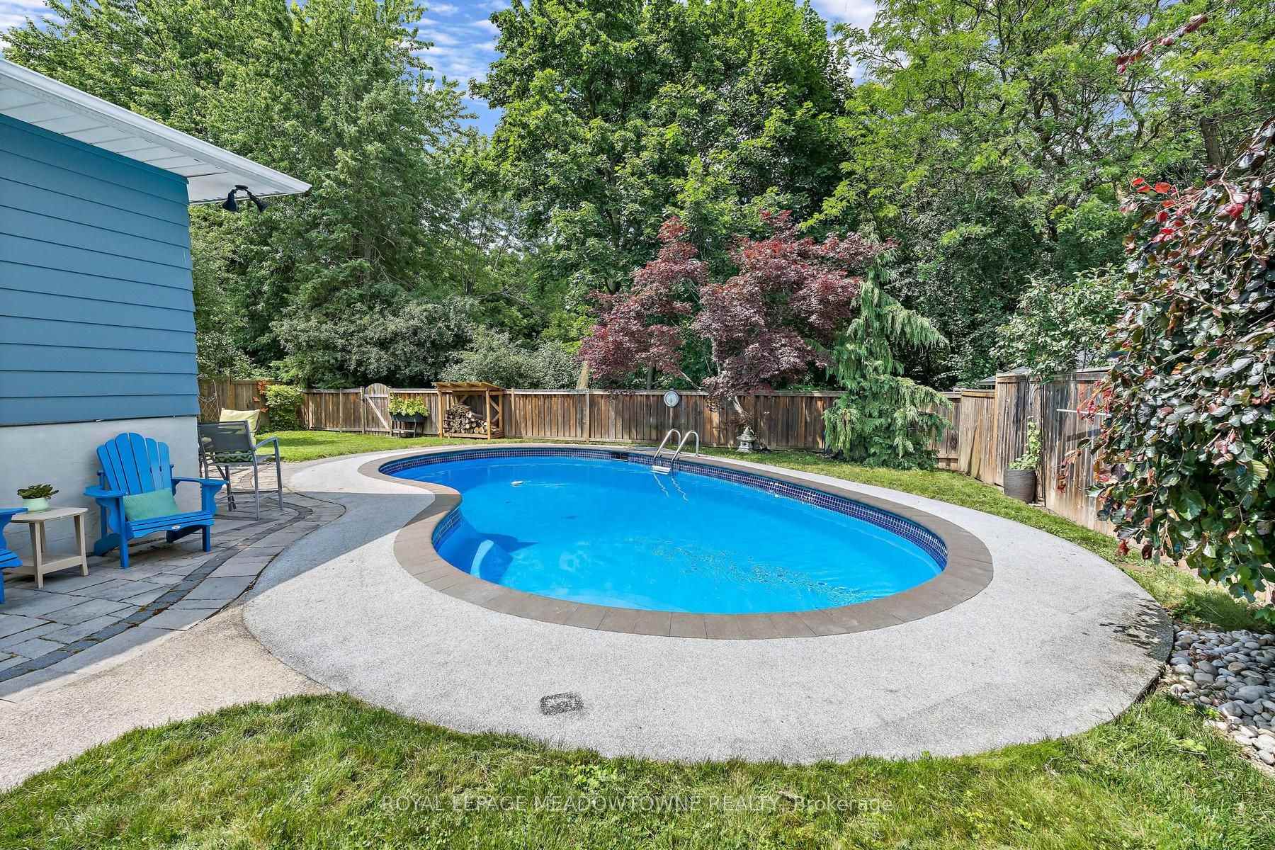 Photo 66 of 33 Fagan Drive, Halton Hills, Georgetown — HOMEH