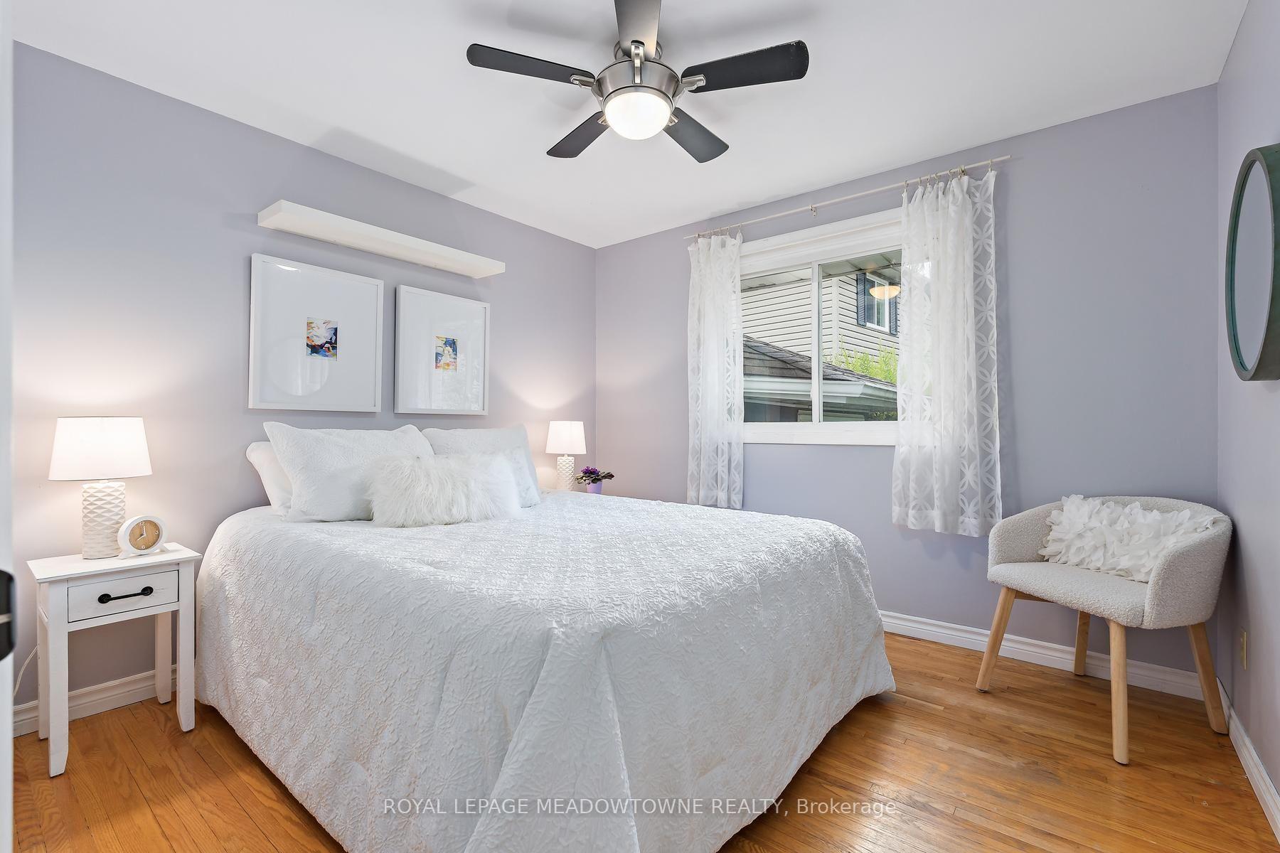 Photo 35 of 33 Fagan Drive, Halton Hills, Georgetown — HOMEH