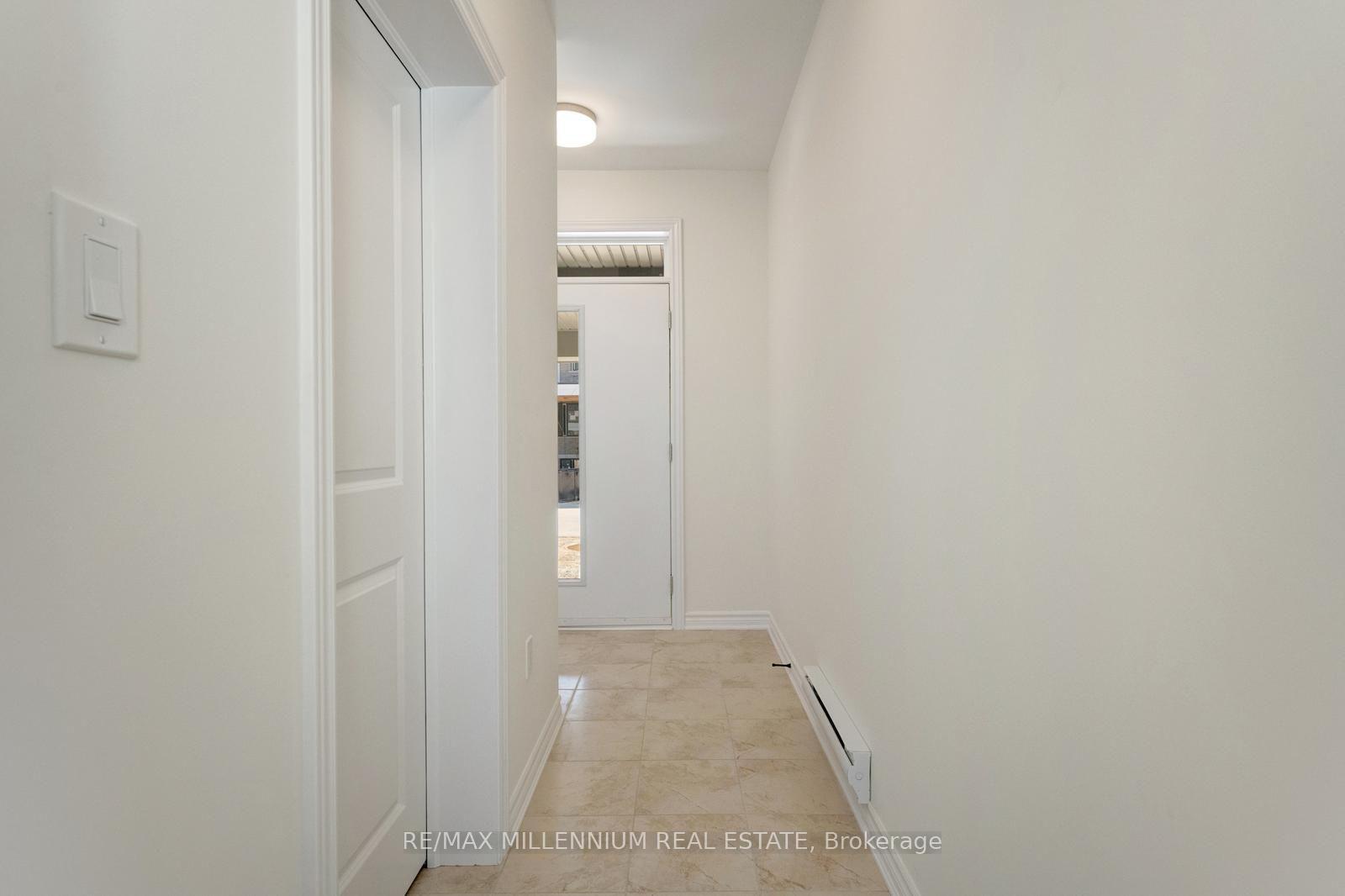 Photo 11 of Unit Main, 36 Thornbird Crescent, Brampton, Northwest Brampton — HOMEH