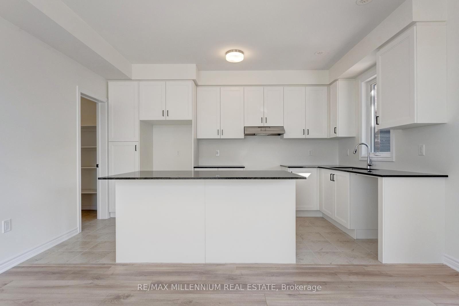Photo 21 of Unit Main, 36 Thornbird Crescent, Brampton, Northwest Brampton — HOMEH