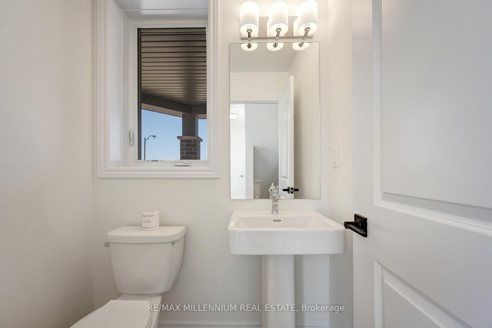 Photo 31 of Unit Main, 36 Thornbird Crescent, Brampton, Northwest Brampton — HOMEH