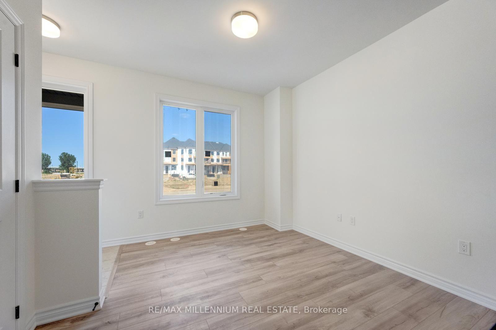 Photo 37 of Unit Main, 36 Thornbird Crescent, Brampton, Northwest Brampton — HOMEH