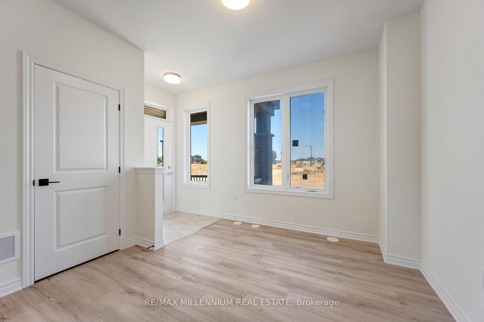 Photo 38 of Unit Main, 36 Thornbird Crescent, Brampton, Northwest Brampton — HOMEH