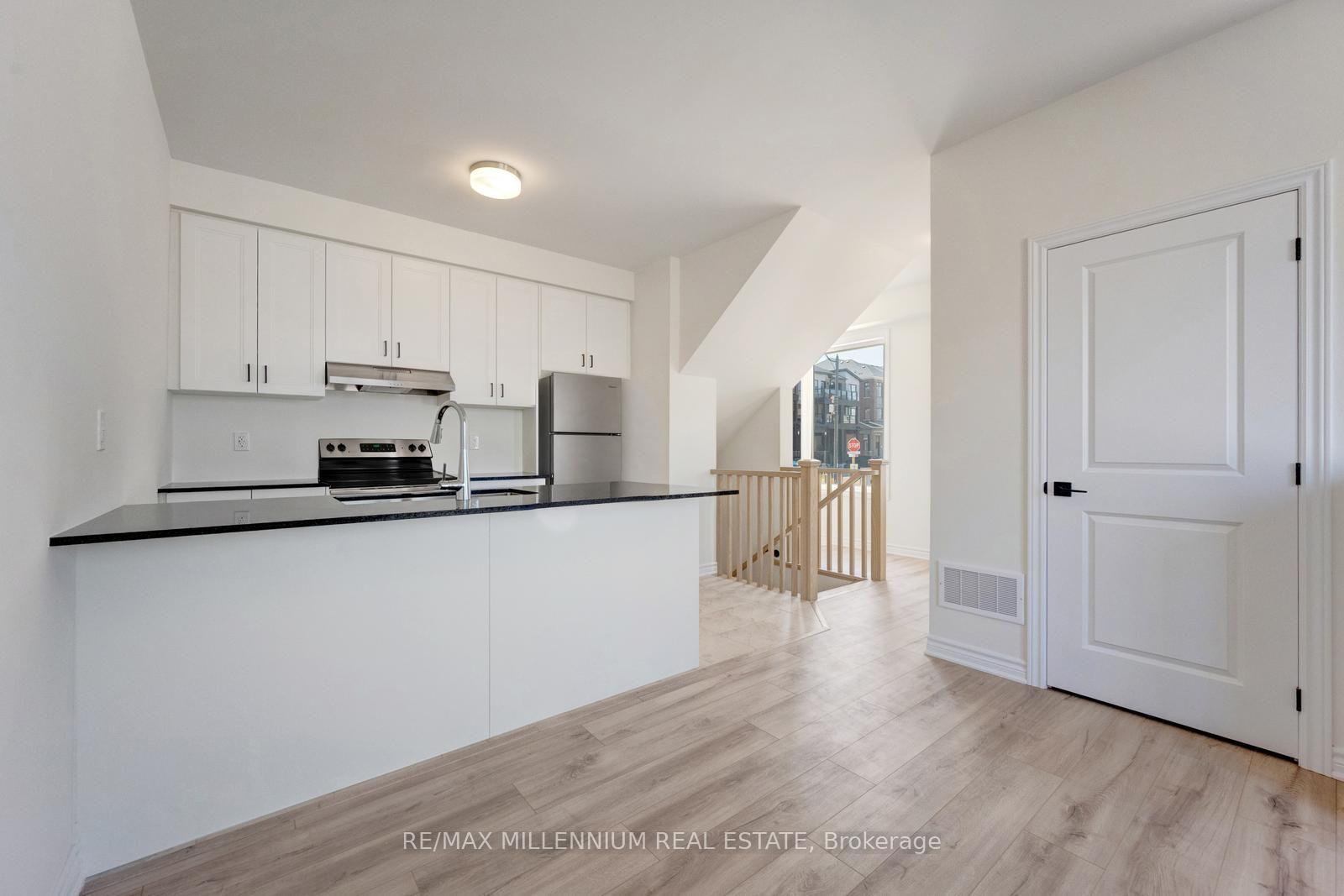 Photo 42 of Unit Main, 36 Thornbird Crescent, Brampton, Northwest Brampton — HOMEH
