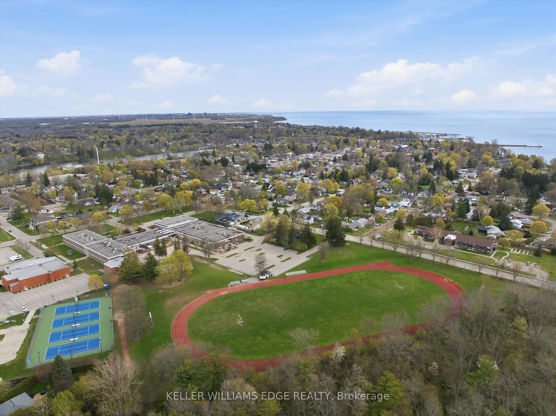 Photo 41 of 17 Richardson Drive, Norfolk, Port Dover — HOMEH