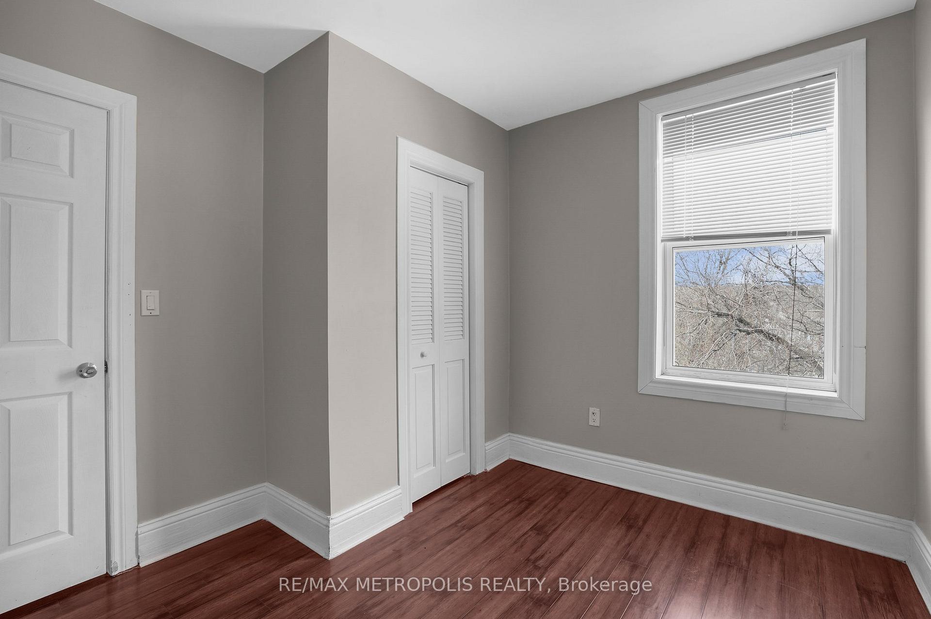 Photo 9 of 201 Bay Street N, Hamilton, Central — HOMEH