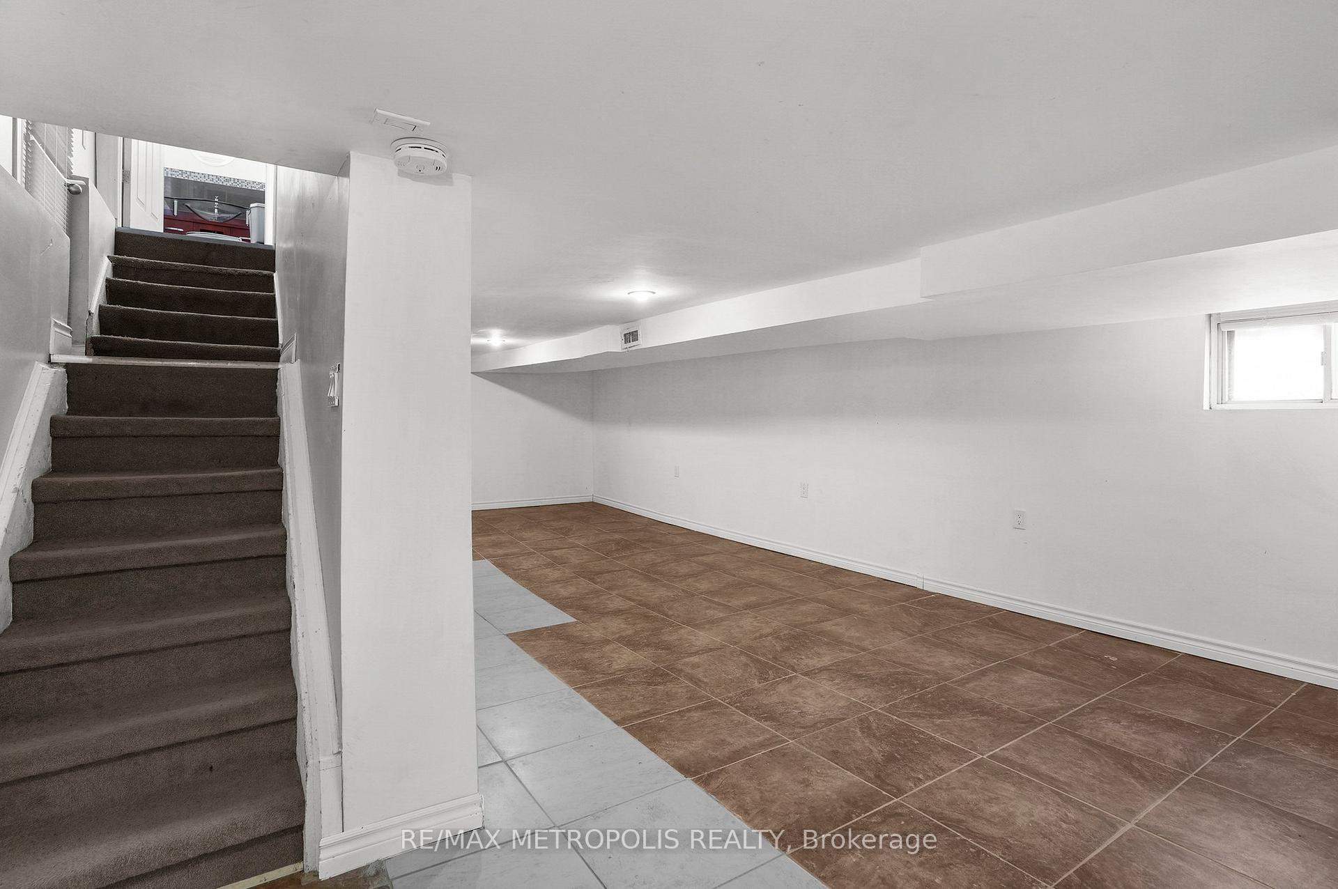 Photo 25 of 201 Bay Street N, Hamilton, Central — HOMEH