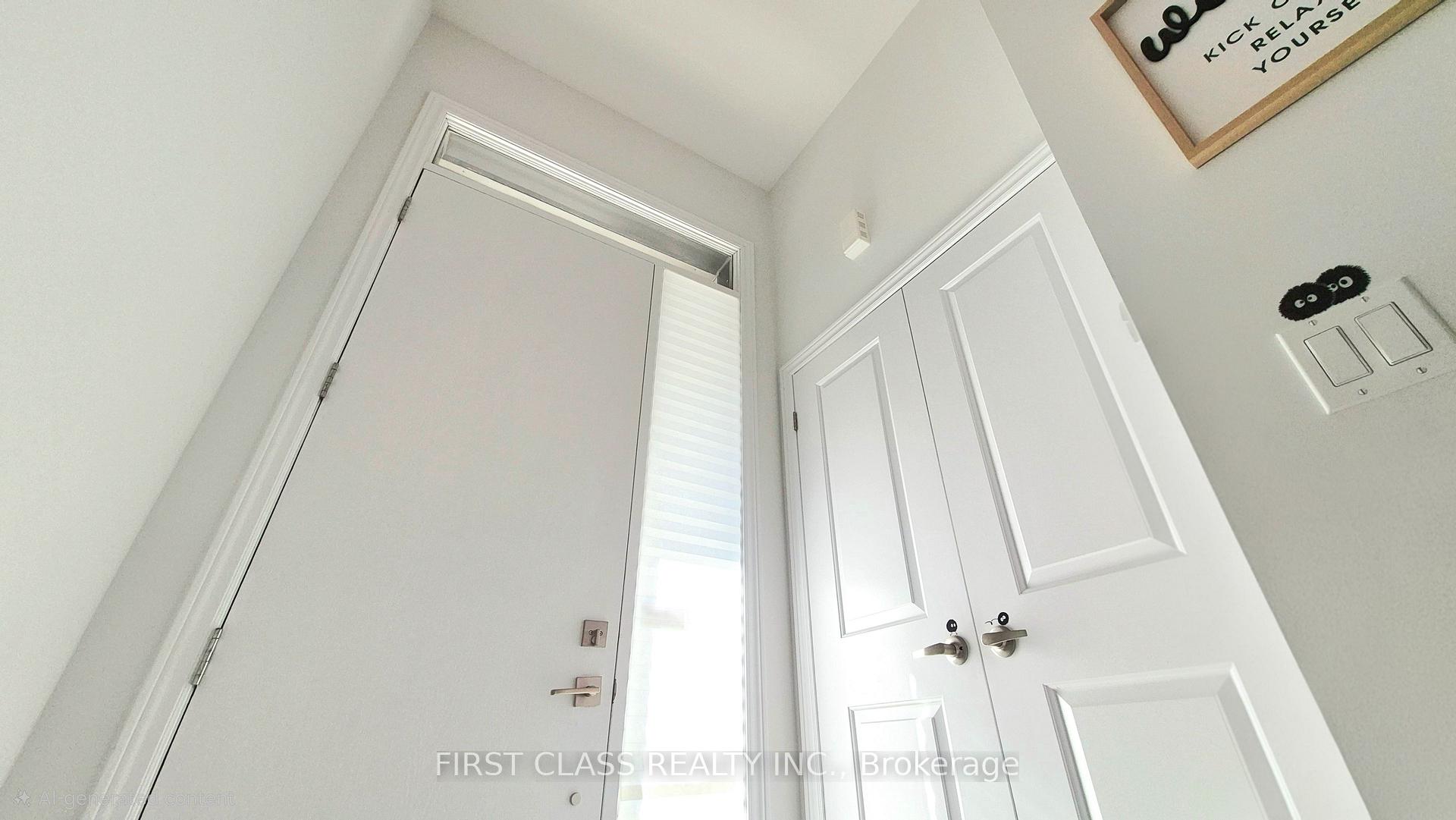 Photo 10 of 52 Sorbara Way, Whitby, Brooklin — HOMEH