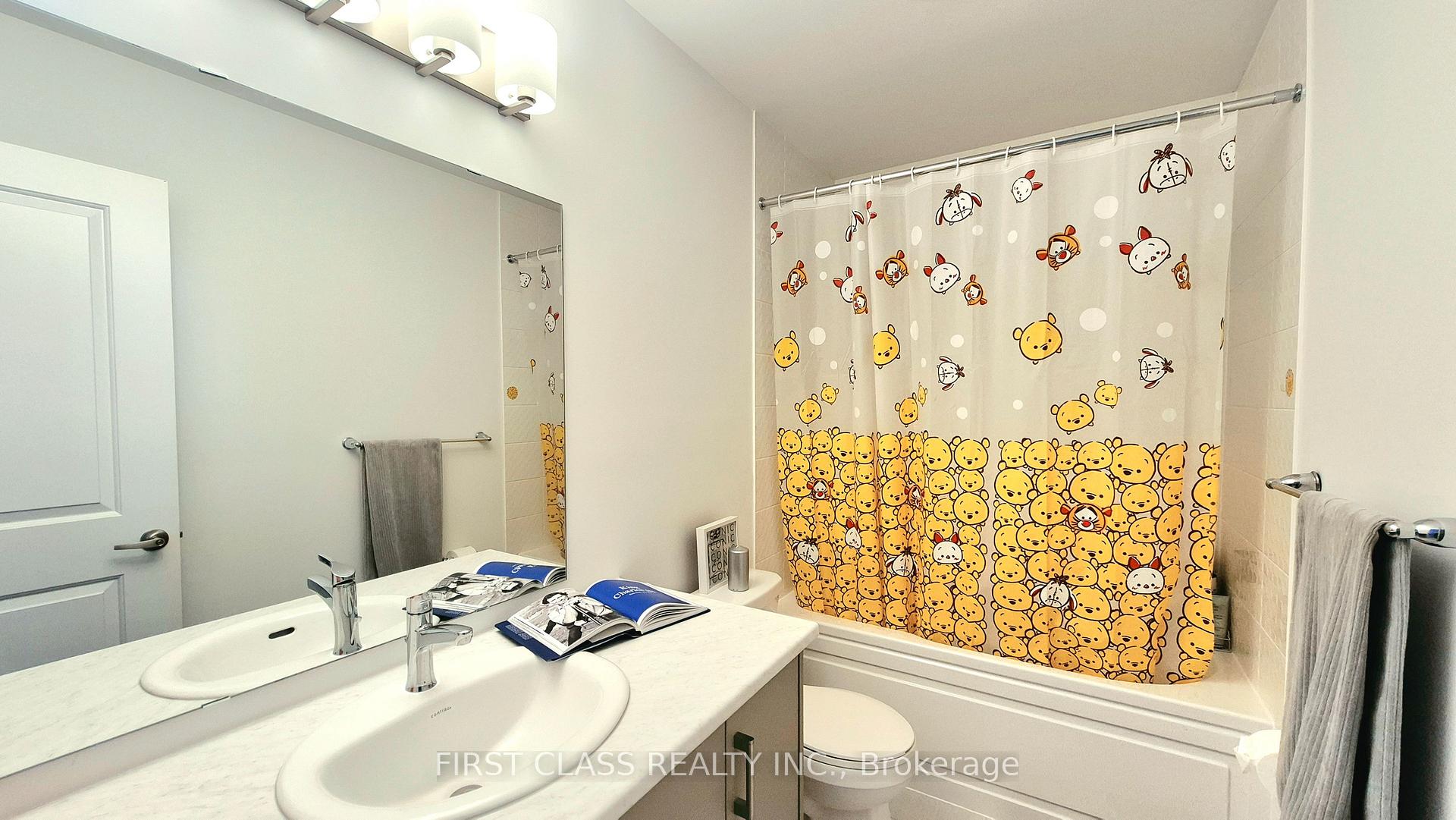 Photo 41 of 52 Sorbara Way, Whitby, Brooklin — HOMEH