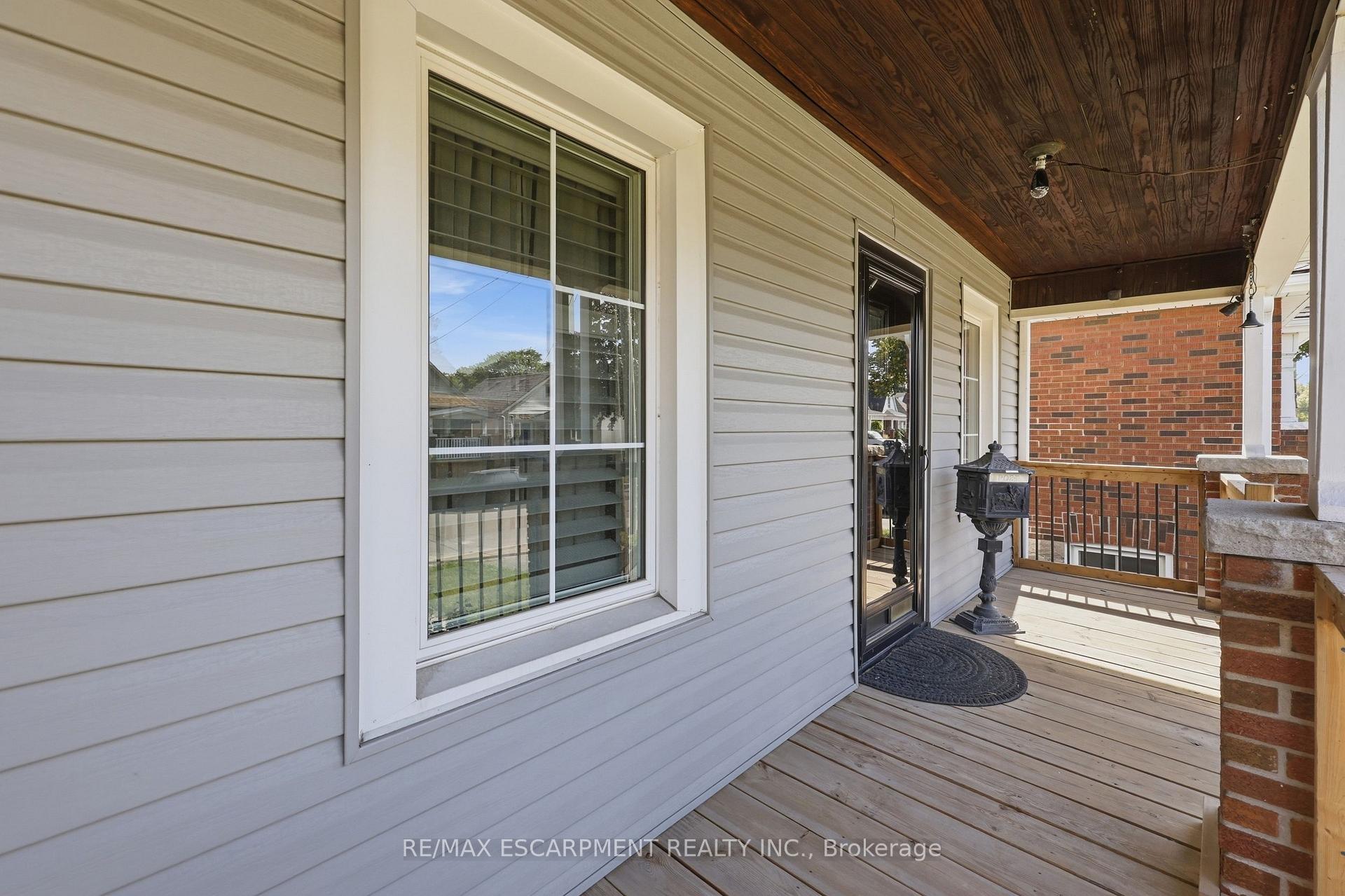 Photo 3 of 84 Barons Avenue N, Hamilton, Homeside — HOMEH