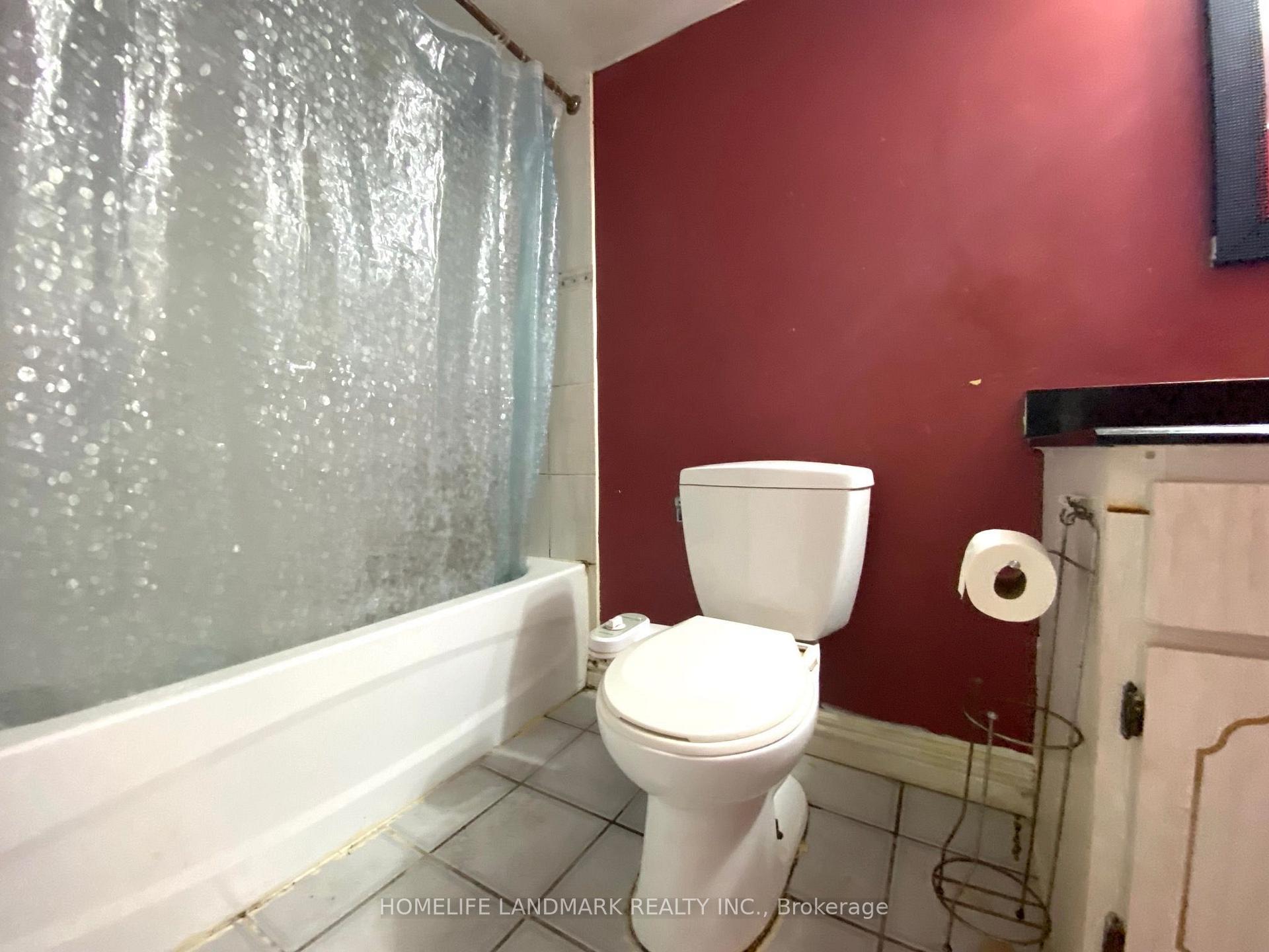 Photo 11 of Unit Lower, 3320 Grechen Road, Mississauga, Erindale — HOMEH