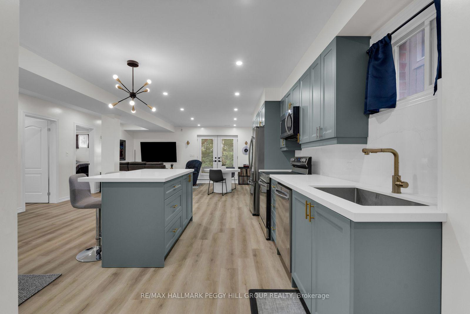 Photo 2 of 247 Diana Drive, Orillia — HOMEH