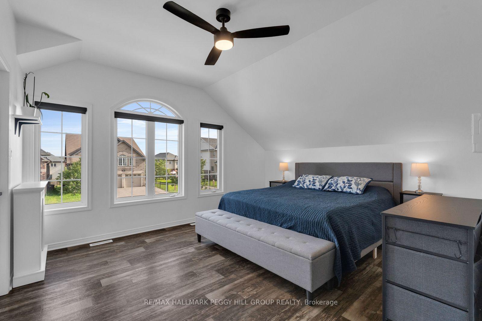 Photo 4 of 247 Diana Drive, Orillia — HOMEH