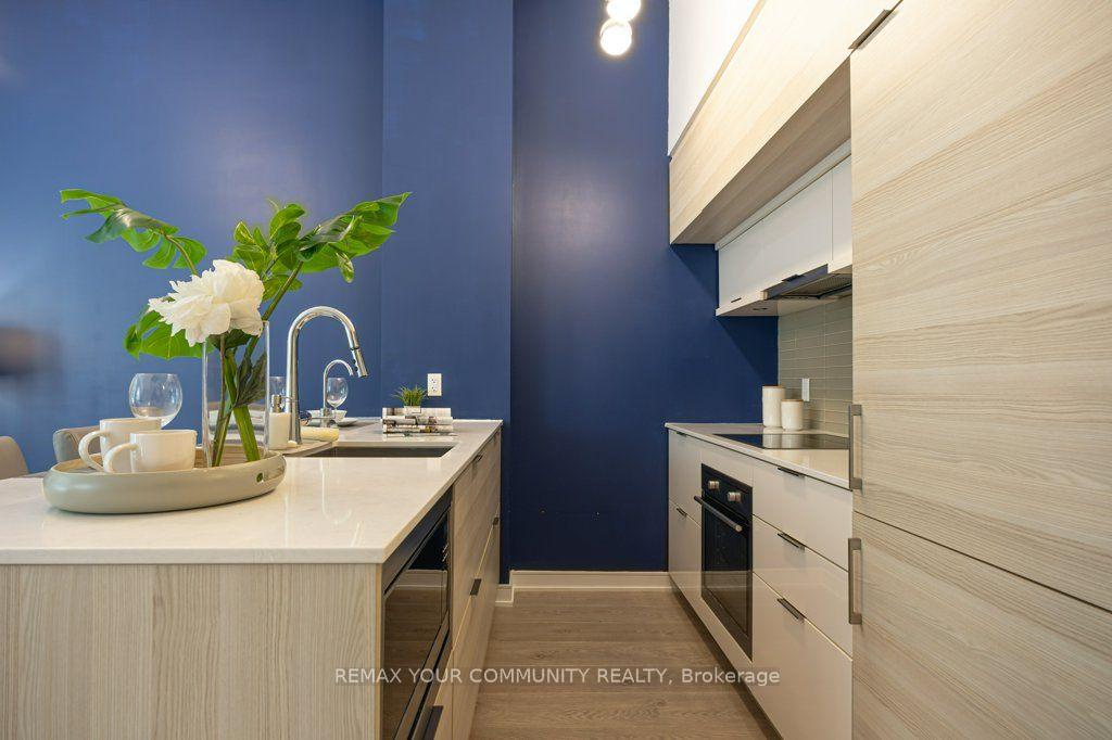 Photo 8 of Unit 506, 88 Scott Street, Toronto, Church-Yonge Corridor — HOMEH