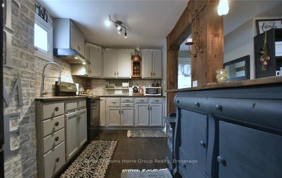 Photo 9 of 265 10th Street, Hanover — HOMEH