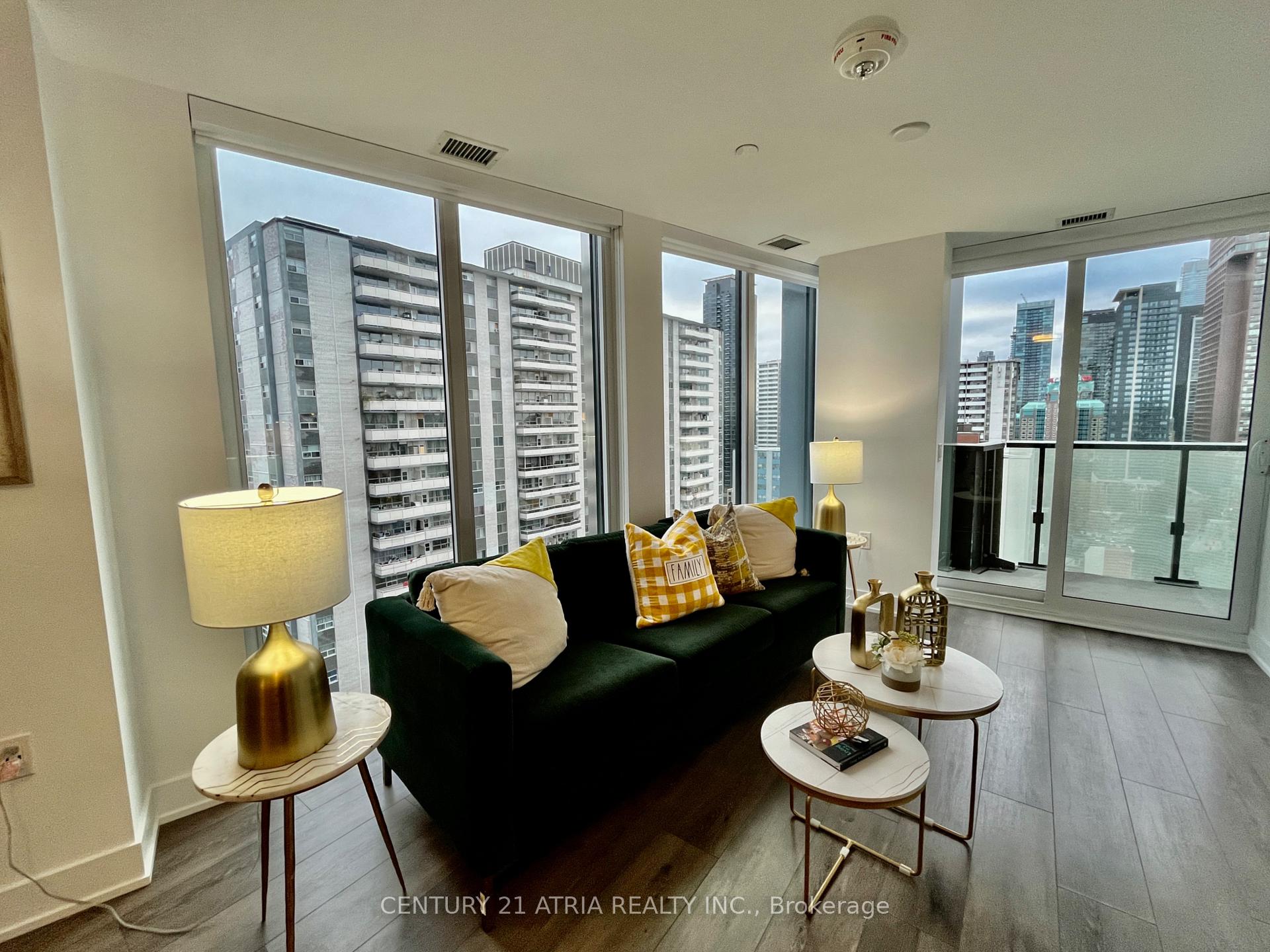 Photo 7 of Unit 1608, 575 Bloor Street E, Toronto, North St. James Town — HOMEH