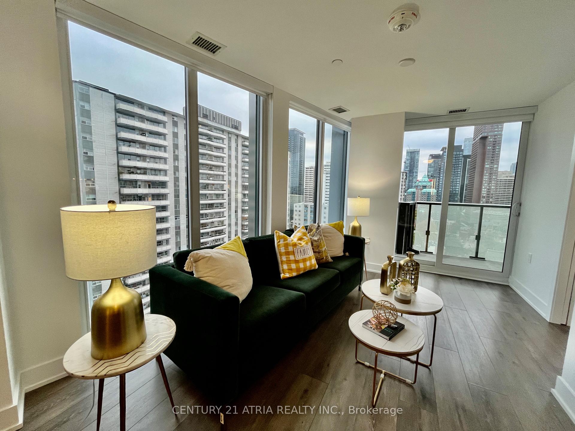 Photo 10 of Unit 1608, 575 Bloor Street E, Toronto, North St. James Town — HOMEH