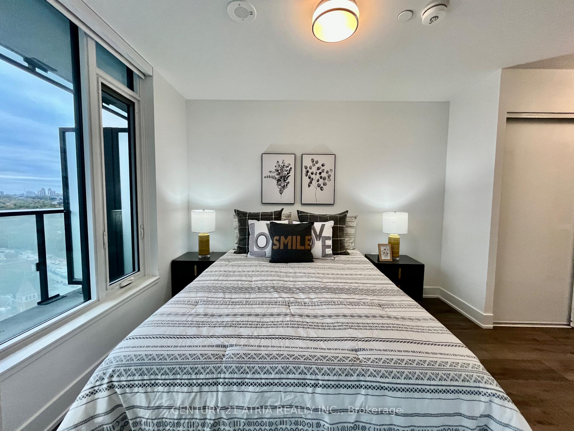 Photo 12 of Unit 1608, 575 Bloor Street E, Toronto, North St. James Town — HOMEH