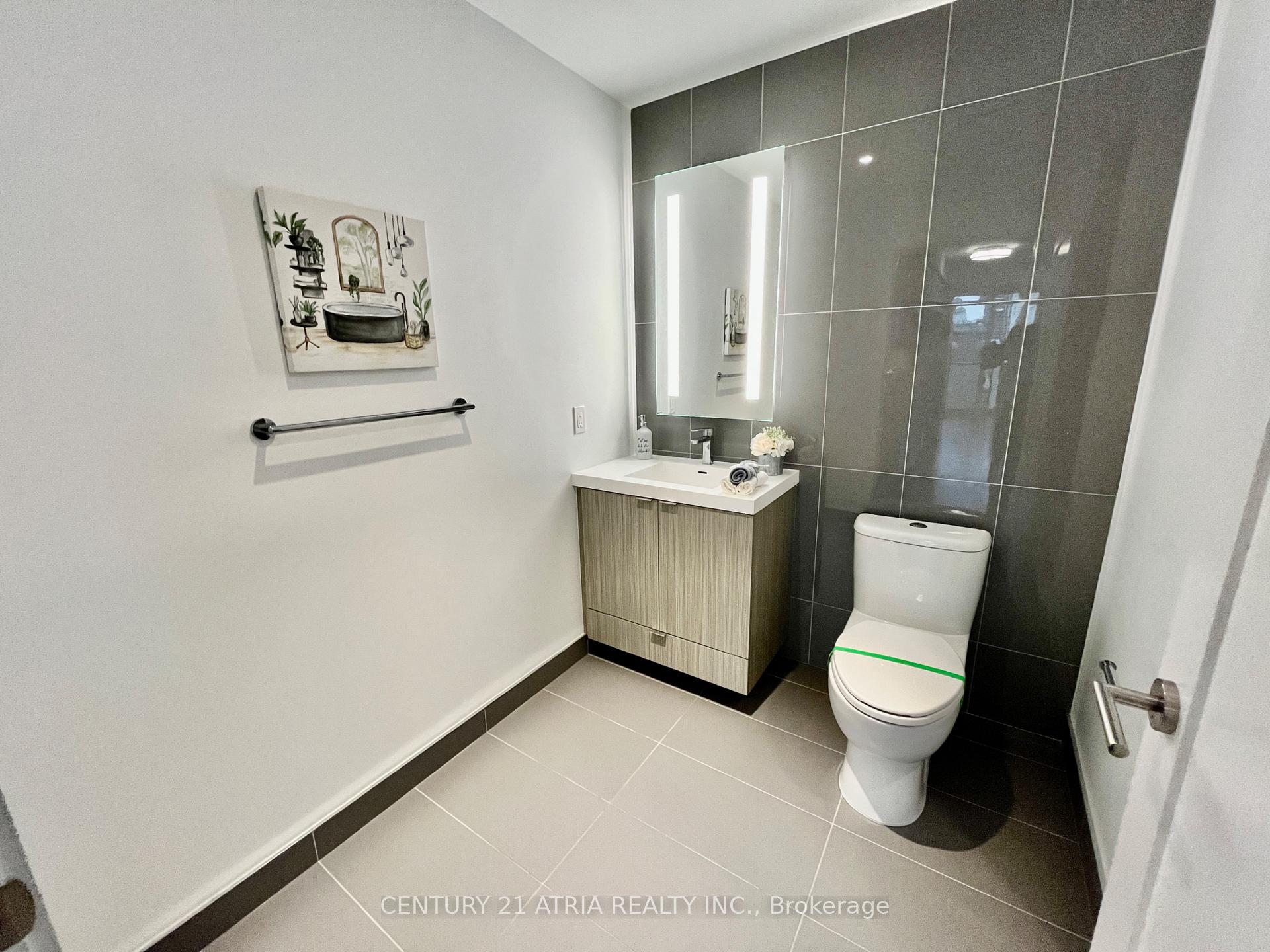 Photo 15 of Unit 1608, 575 Bloor Street E, Toronto, North St. James Town — HOMEH