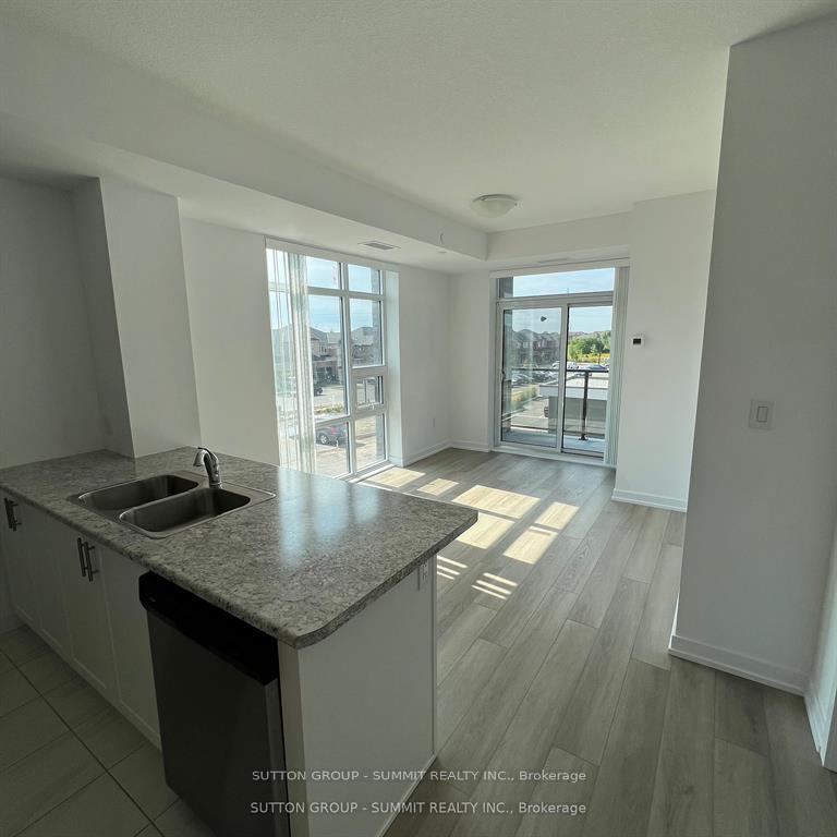 Photo of Unit 227, 460 Dundas Street E