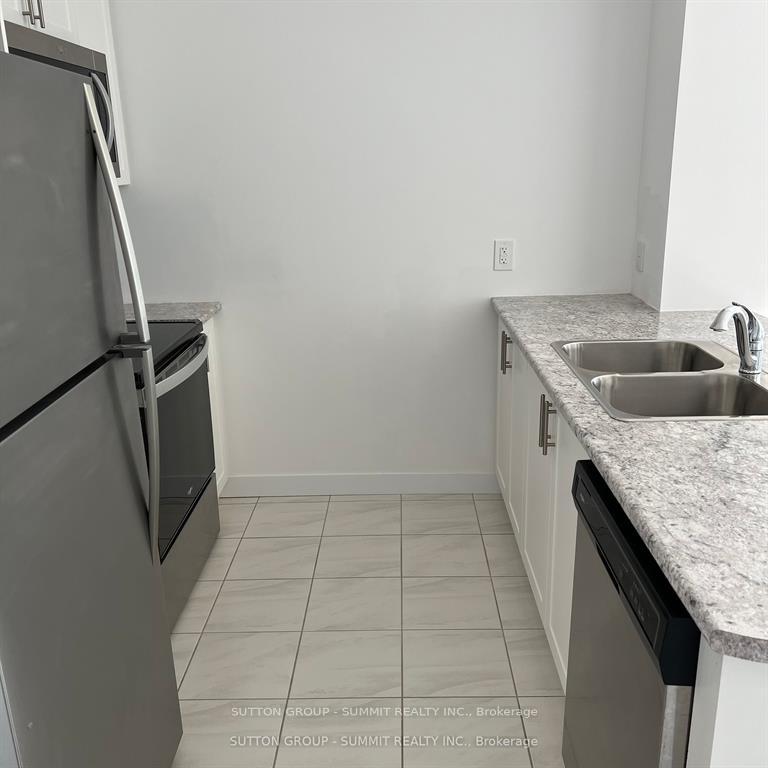 Photo 8 of Unit 227, 460 Dundas Street E, Hamilton, Waterdown — HOMEH