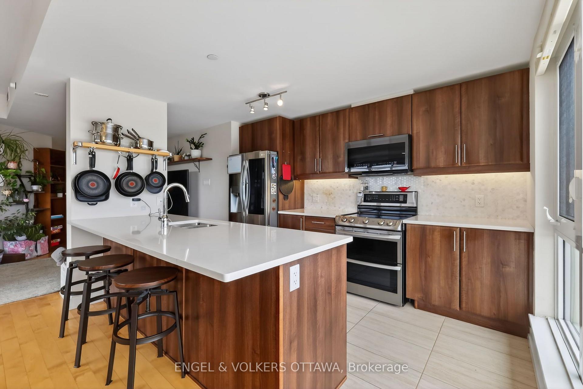 Photo 9 of Unit 711, 330 Titan Private, Ottawa, Borden Farm/Stewart Farm/Carleton Heights/Parkwood Hills — HOMEH