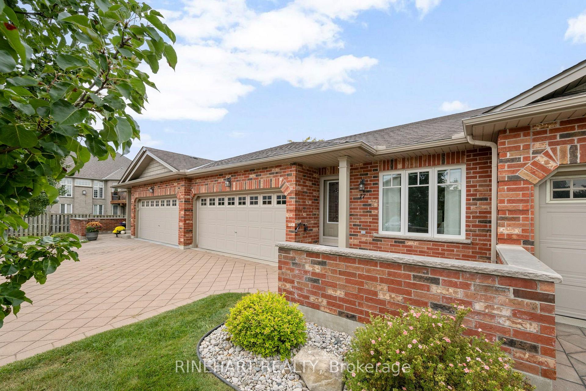 Photo 3 of Unit 17, 121 Meadowcreek Drive, Middlesex Centre, Ilderton — HOMEH