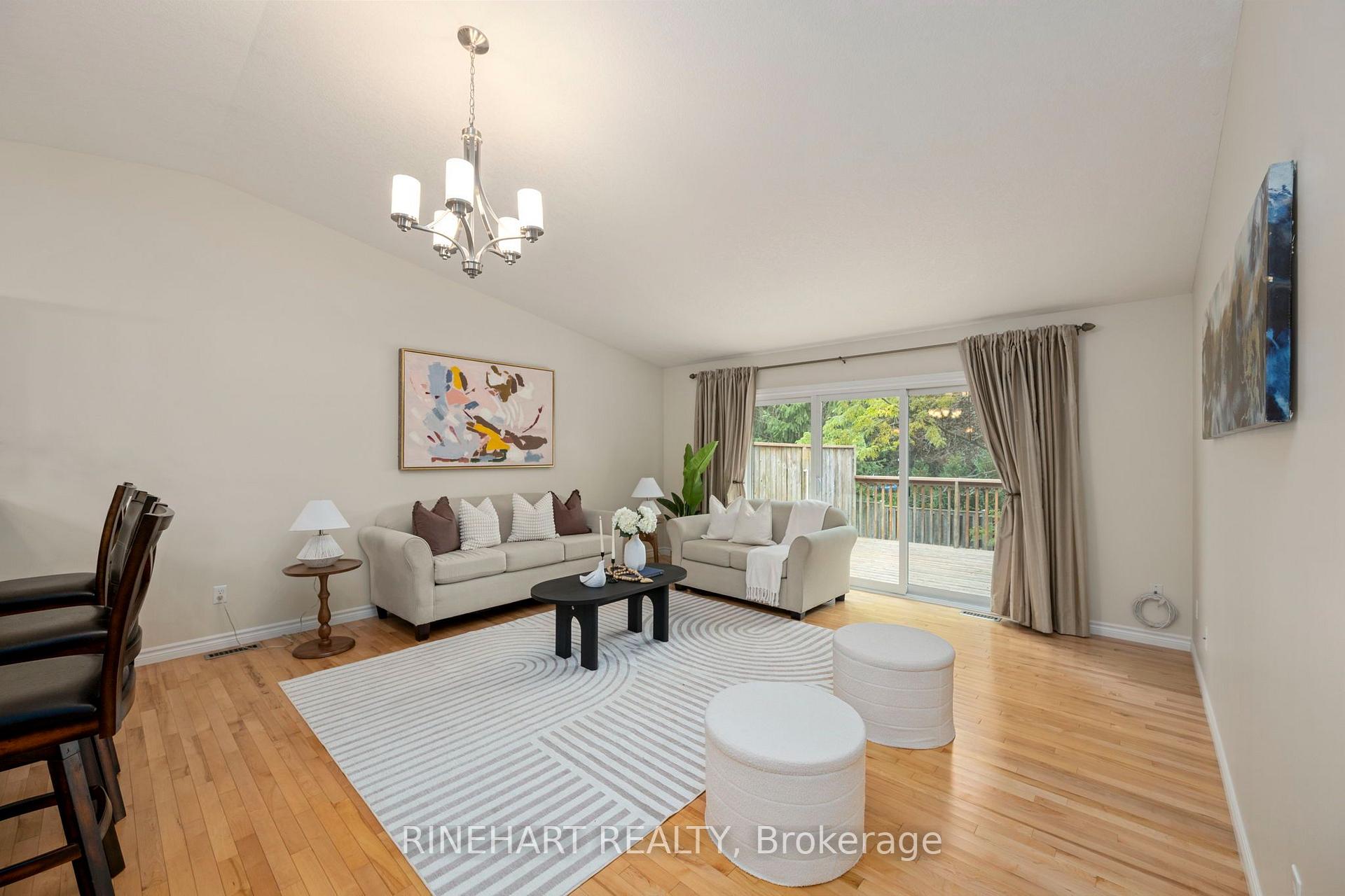 Photo 12 of Unit 17, 121 Meadowcreek Drive, Middlesex Centre, Ilderton — HOMEH