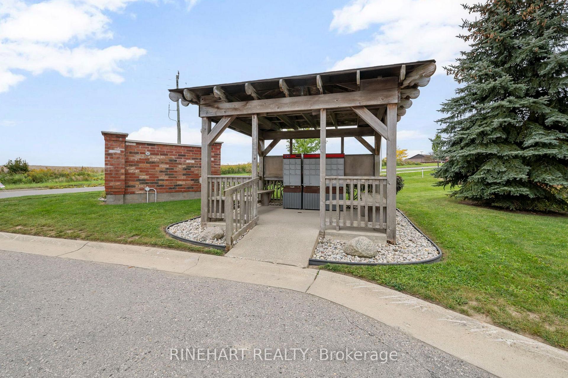 Photo 29 of Unit 17, 121 Meadowcreek Drive, Middlesex Centre, Ilderton — HOMEH