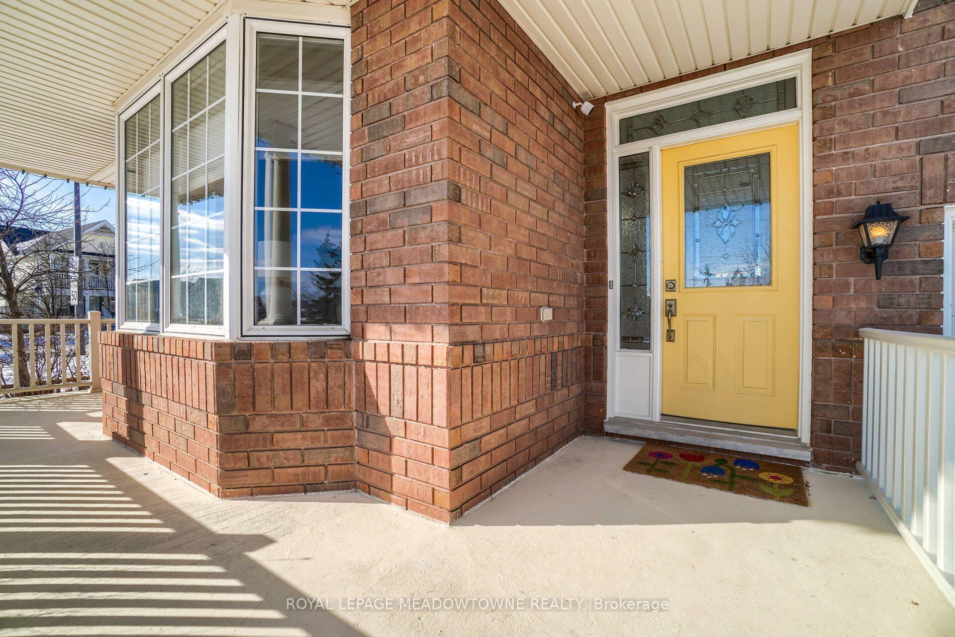 Photo 3 of Unit Upper, 1583 Beaty Trail, Milton, Beaty — HOMEH