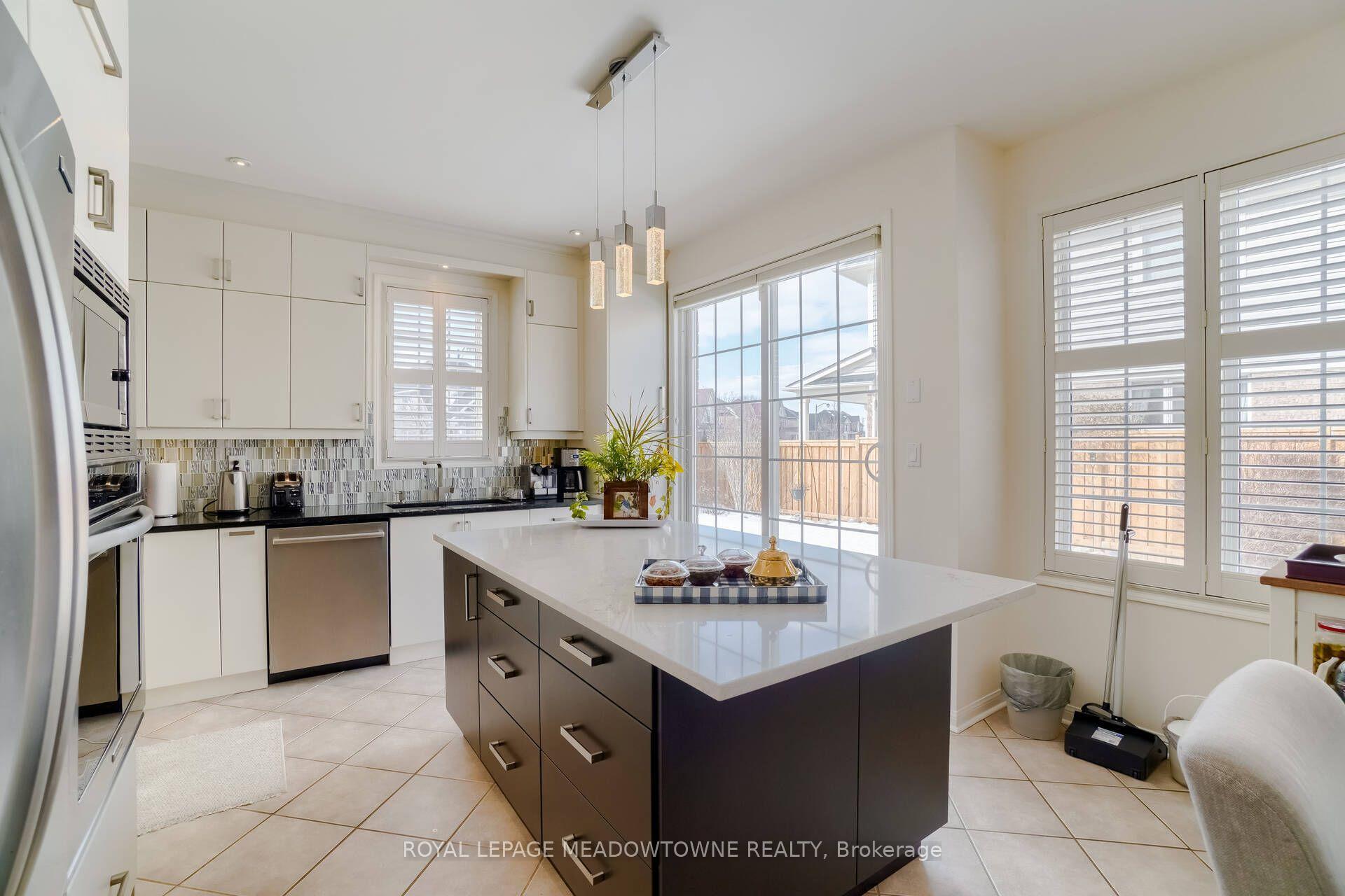 Photo 19 of Unit Upper, 1583 Beaty Trail, Milton, Beaty — HOMEH
