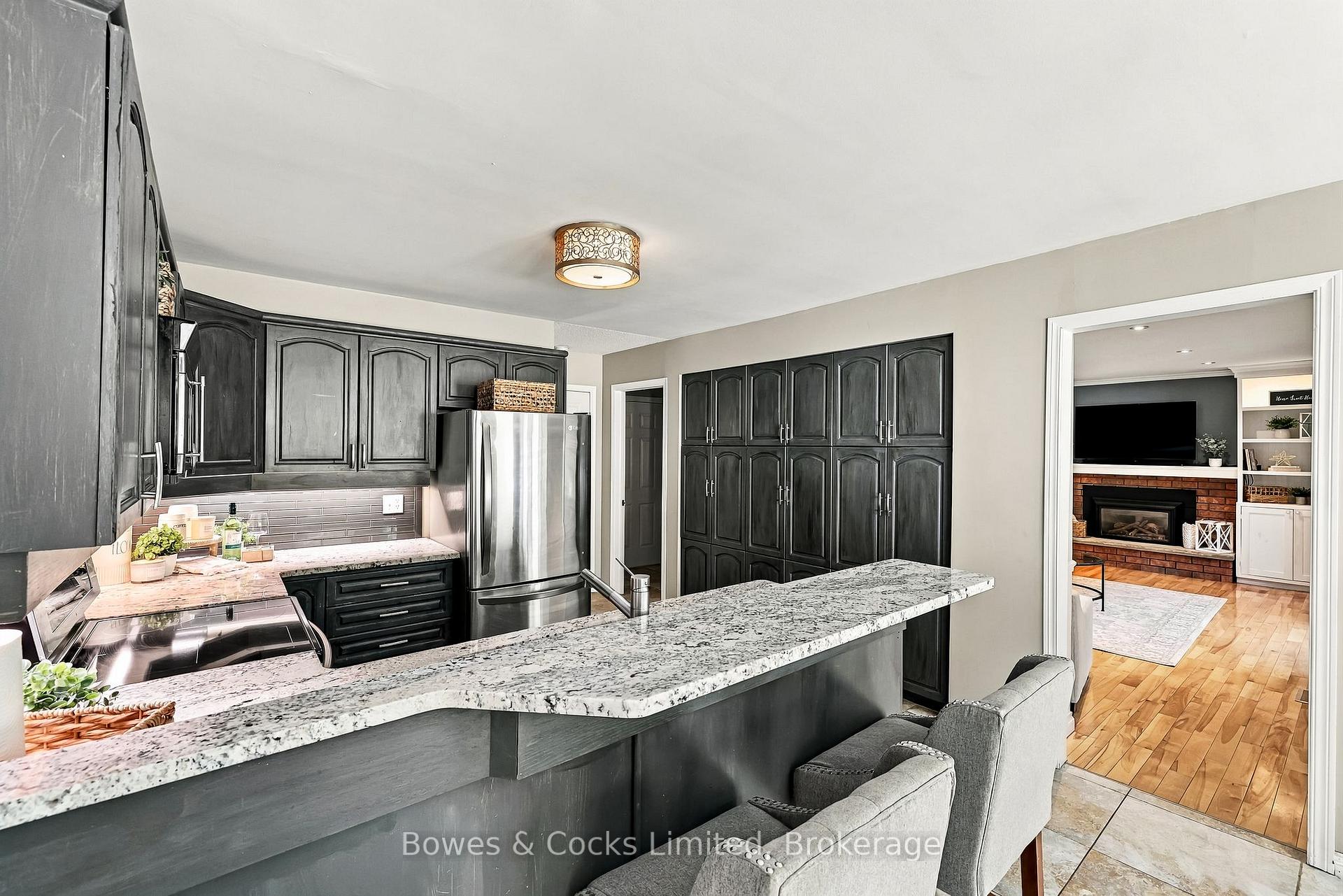 Photo 10 of 1357 Hetherington Drive, Peterborough, Northcrest Ward 5 — HOMEH