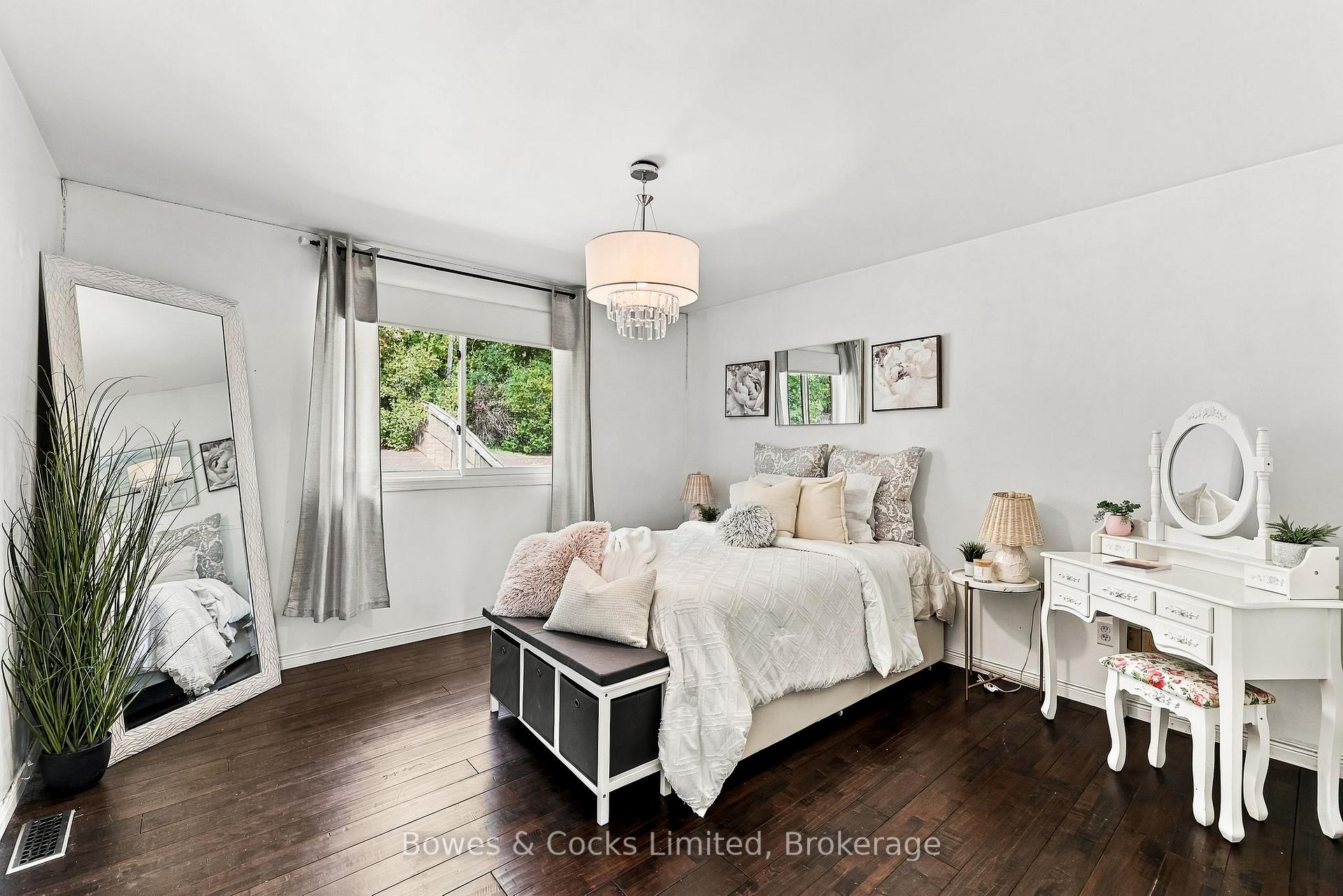 Photo 21 of 1357 Hetherington Drive, Peterborough, Northcrest Ward 5 — HOMEH