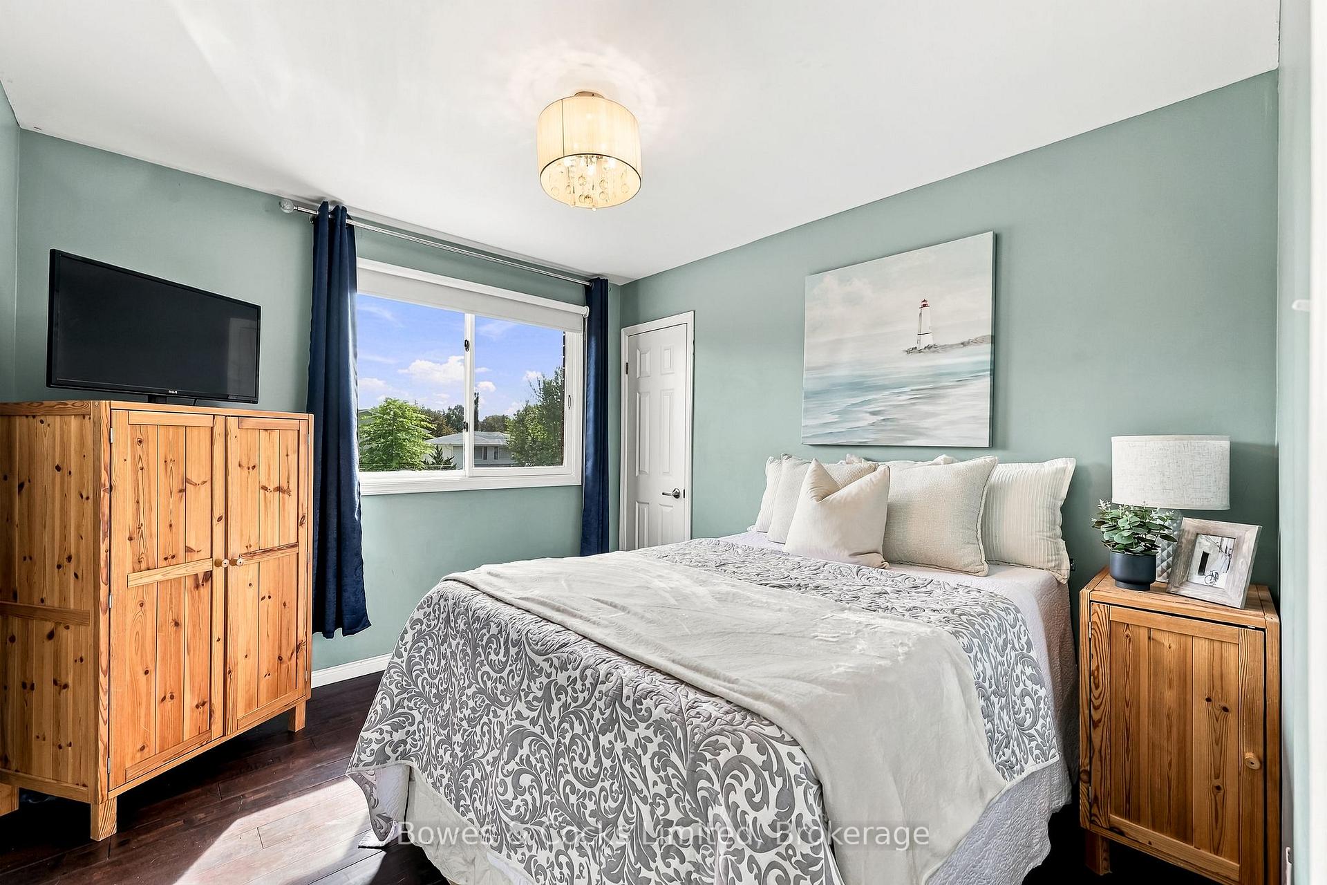 Photo 22 of 1357 Hetherington Drive, Peterborough, Northcrest Ward 5 — HOMEH