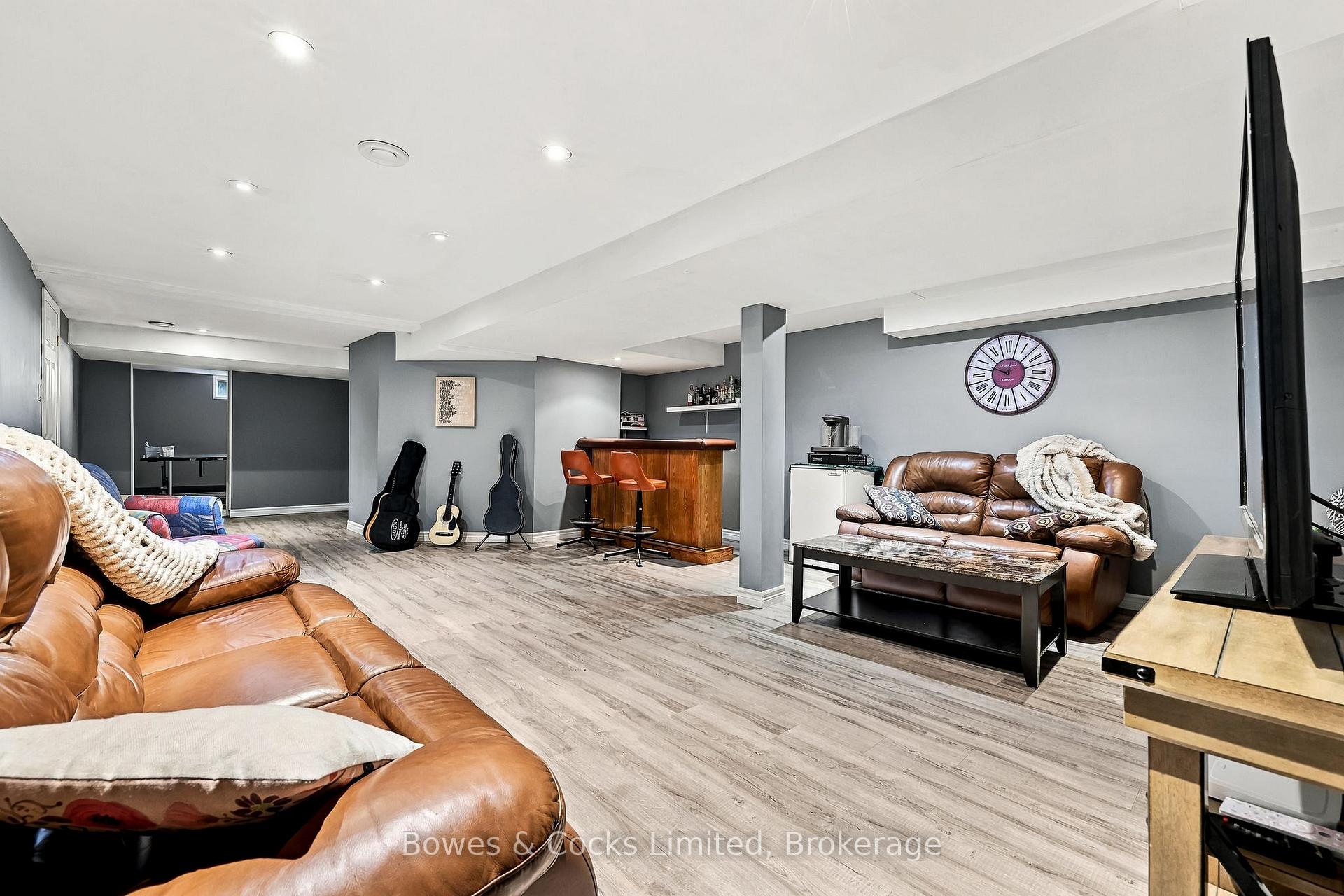 Photo 27 of 1357 Hetherington Drive, Peterborough, Northcrest Ward 5 — HOMEH