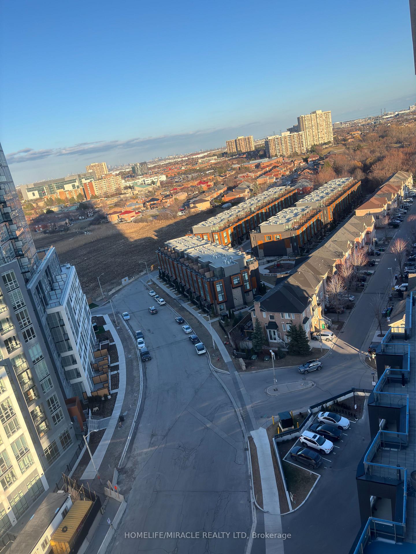 Photo 5 of Unit 1313, 260 Malta Avenue, Brampton, Fletcher's Creek South — HOMEH