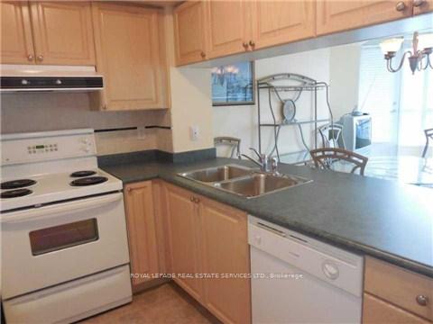 Photo 7 of Unit 527, 230 Queens Quay, Toronto, Waterfront Communities — HOMEH