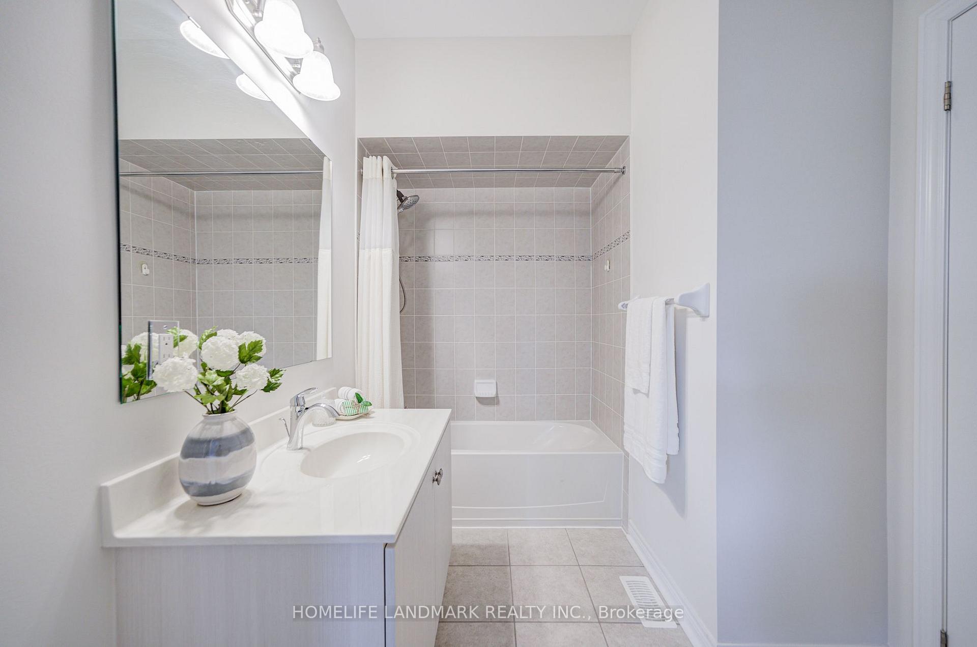 Photo 36 of 95 Hoey Crescent, Oakville, Glenorchy — HOMEH